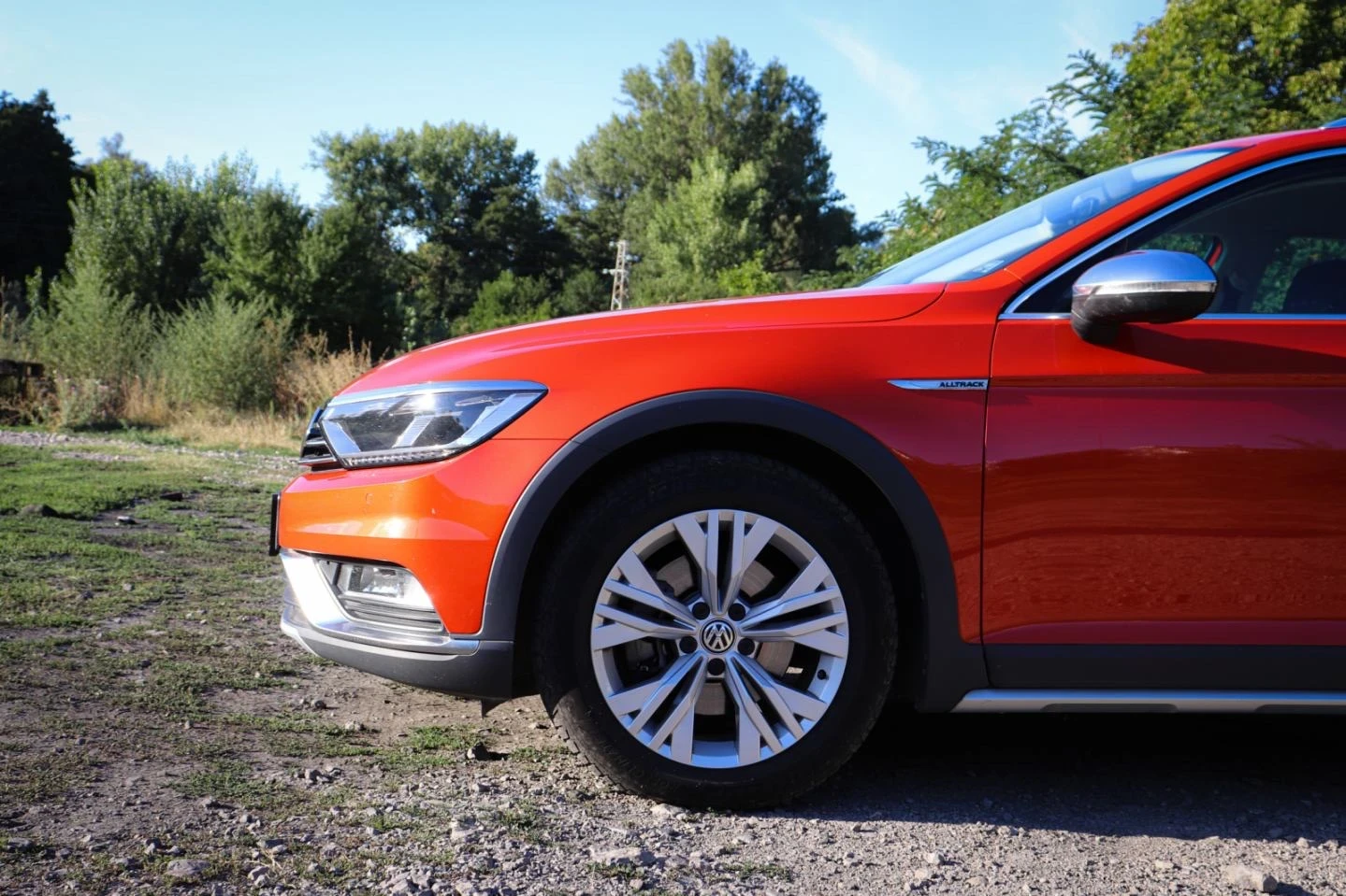 VW Alltrack Habanero Orange Metallic 2.0TDI 4-MOTION DSG 190PS, снимка 9 - Автомобили и джипове - 56256161