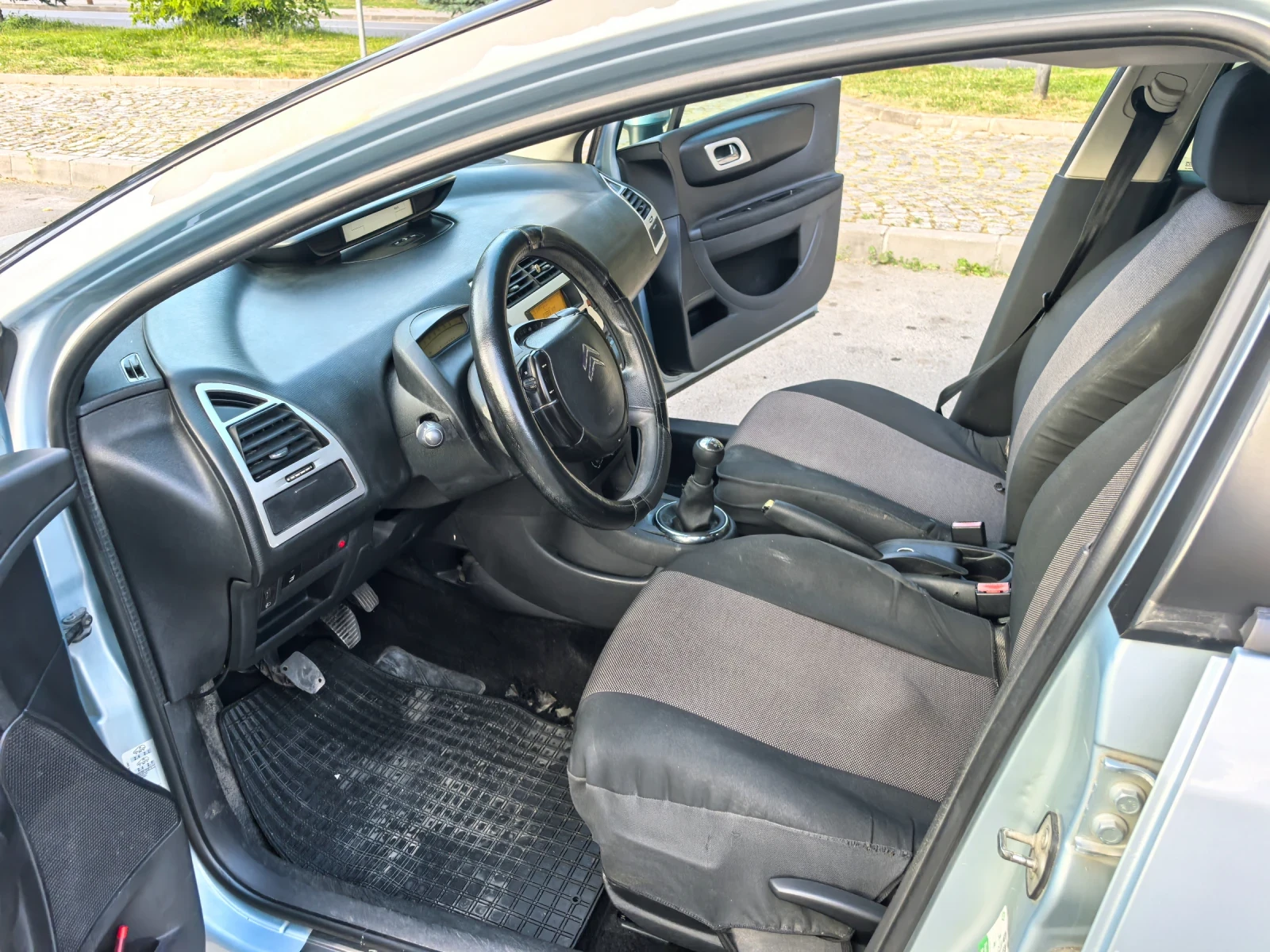 Citroen C4  - изображение 8