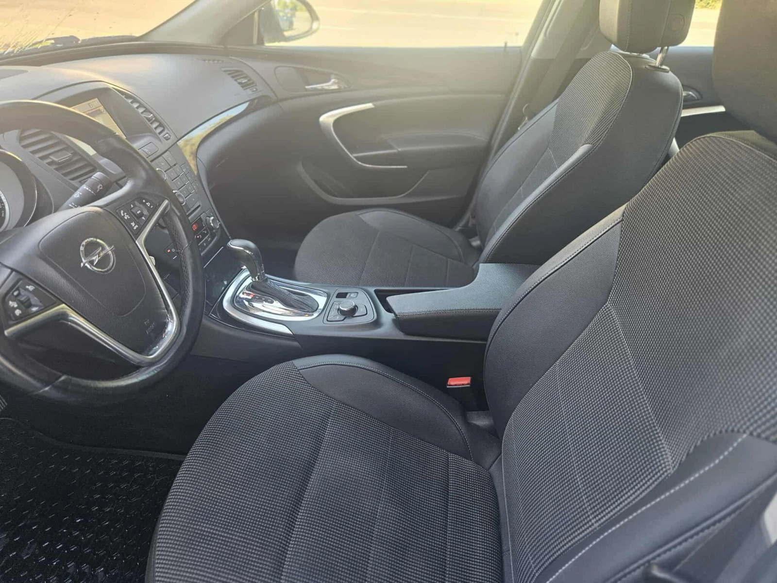 Opel Insignia 2.0 - изображение 6