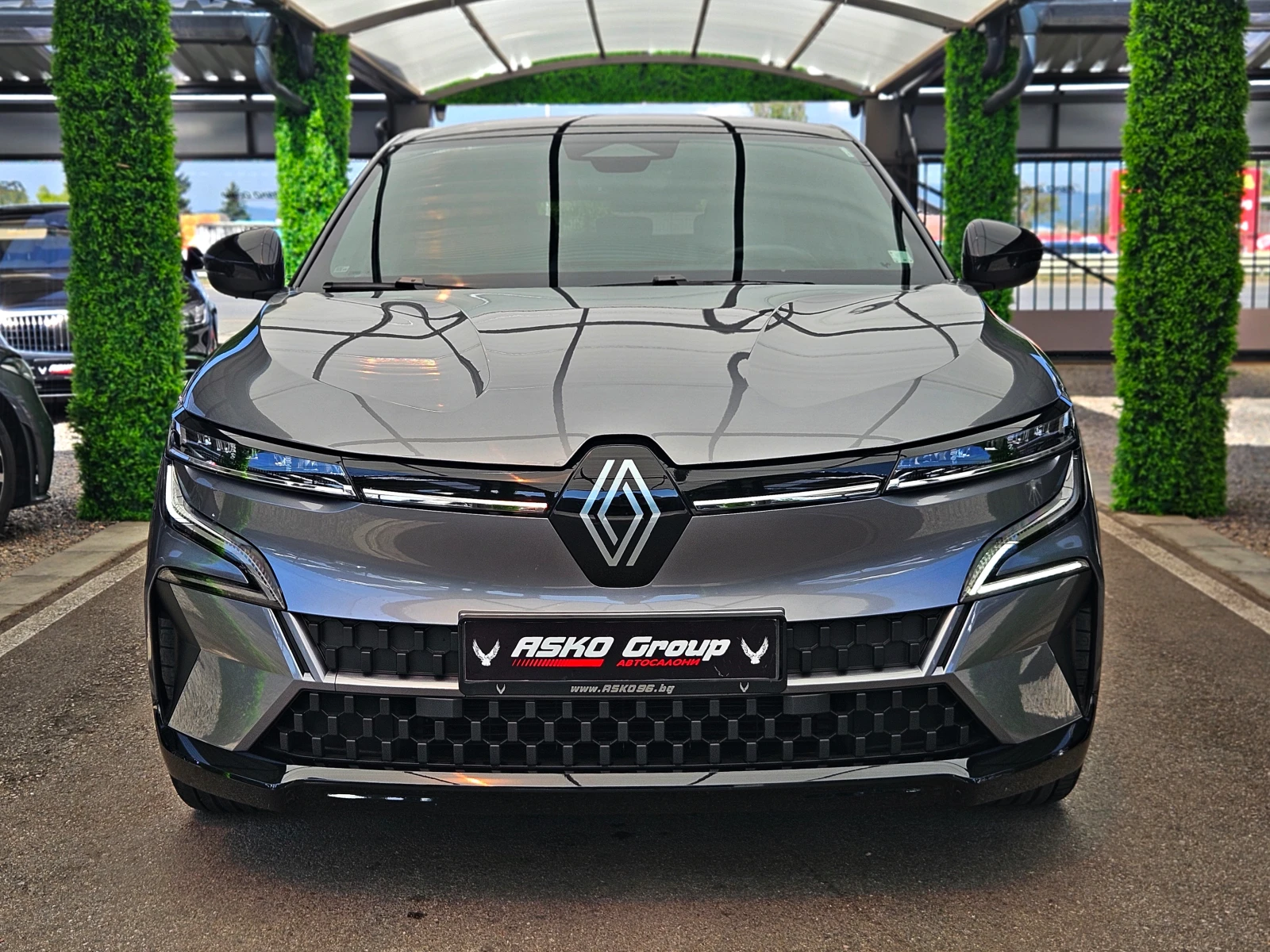 Renault Megane E-TECH/60KW/ГАРАНЦИЯ/DISTR/CAMERA/ПОДГРЕВ/VIRTUAL - изображение 2
