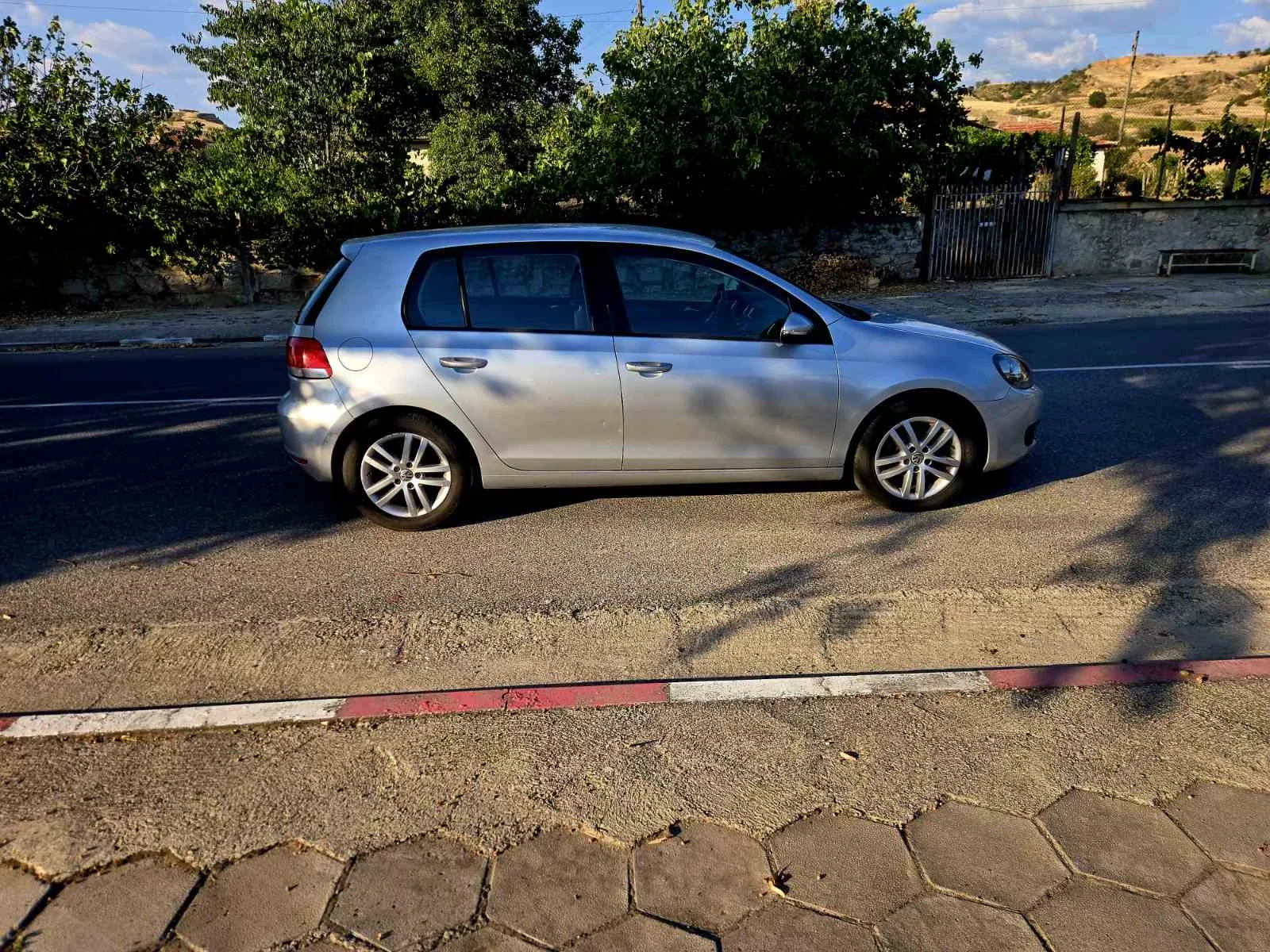 VW Golf 1.6 - изображение 5