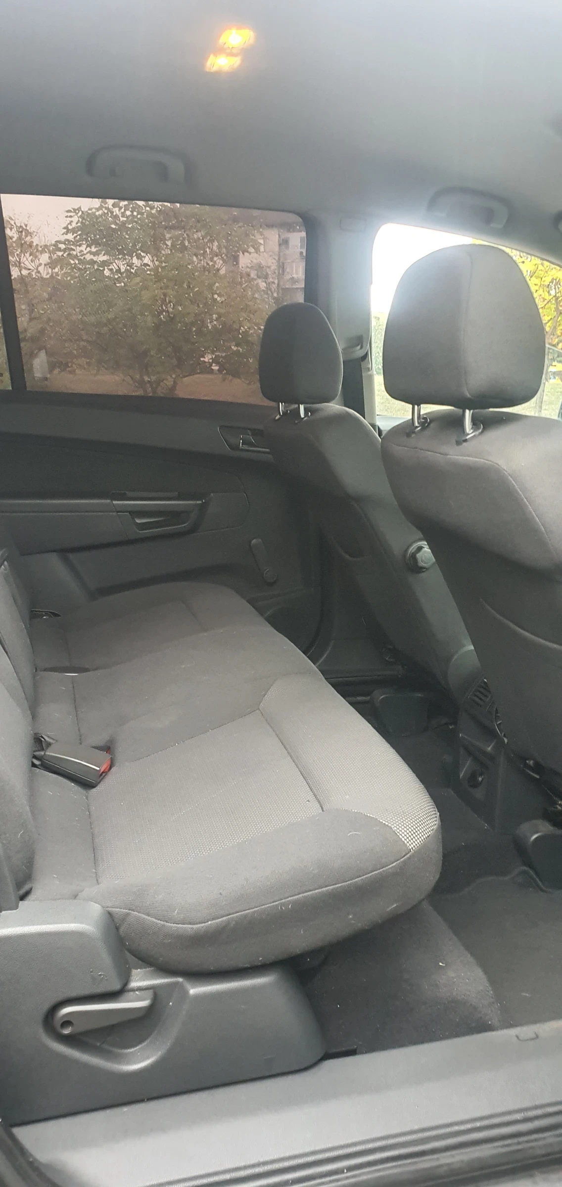 Opel Zafira 1.7 - изображение 8