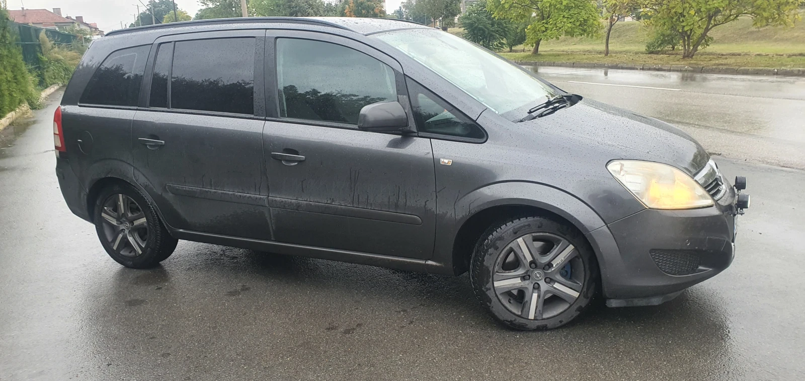 Opel Zafira 1.7 - изображение 2