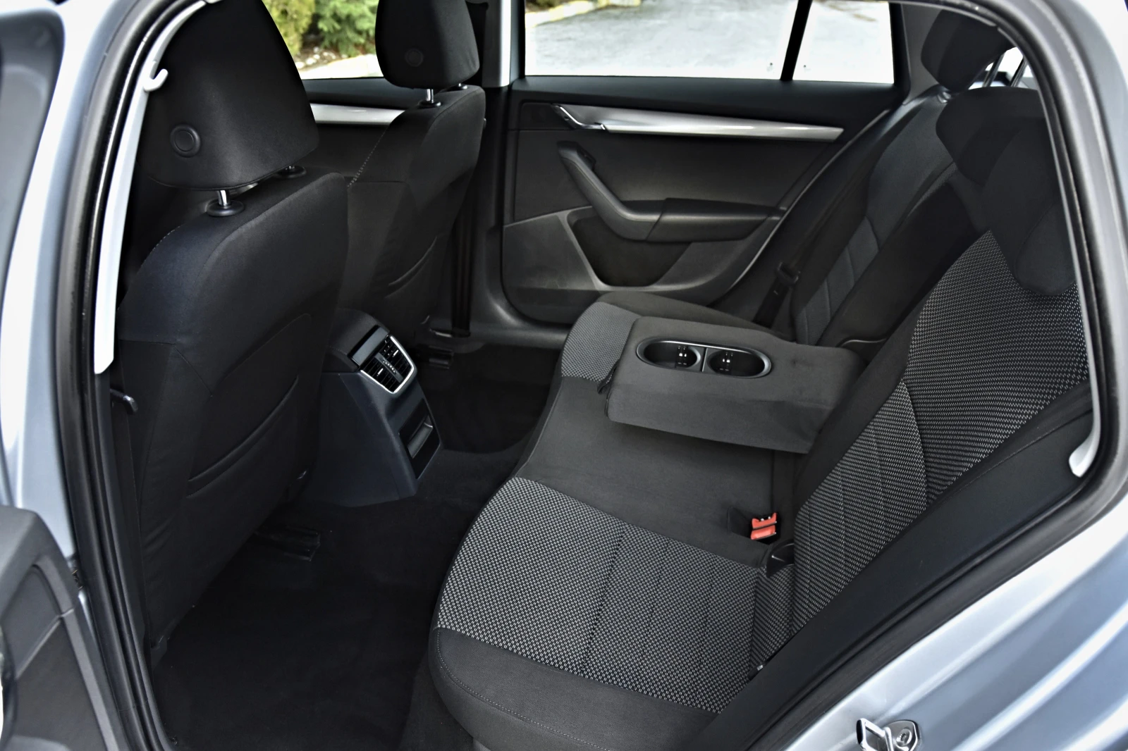 Skoda Octavia  1.6TDi | Mobile.bg   11