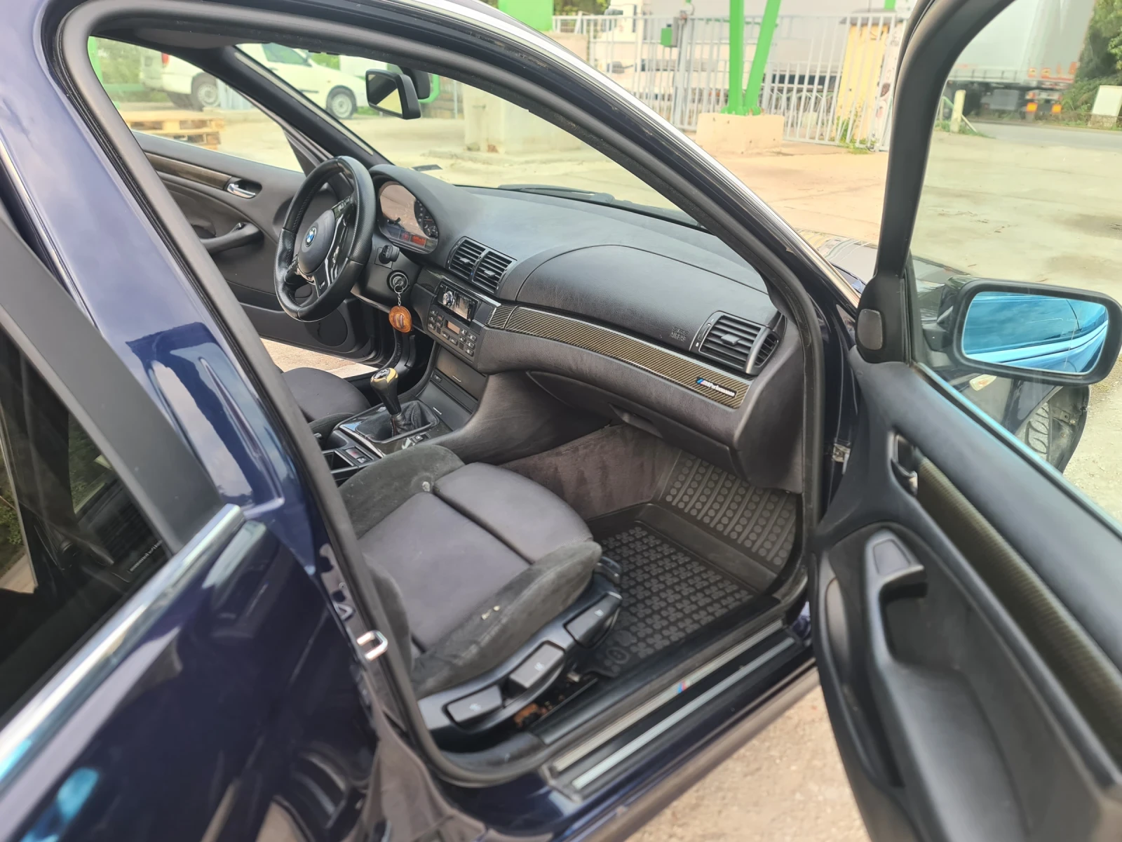 BMW 320 E46 322i, снимка 10 - Автомобили и джипове - 53808192