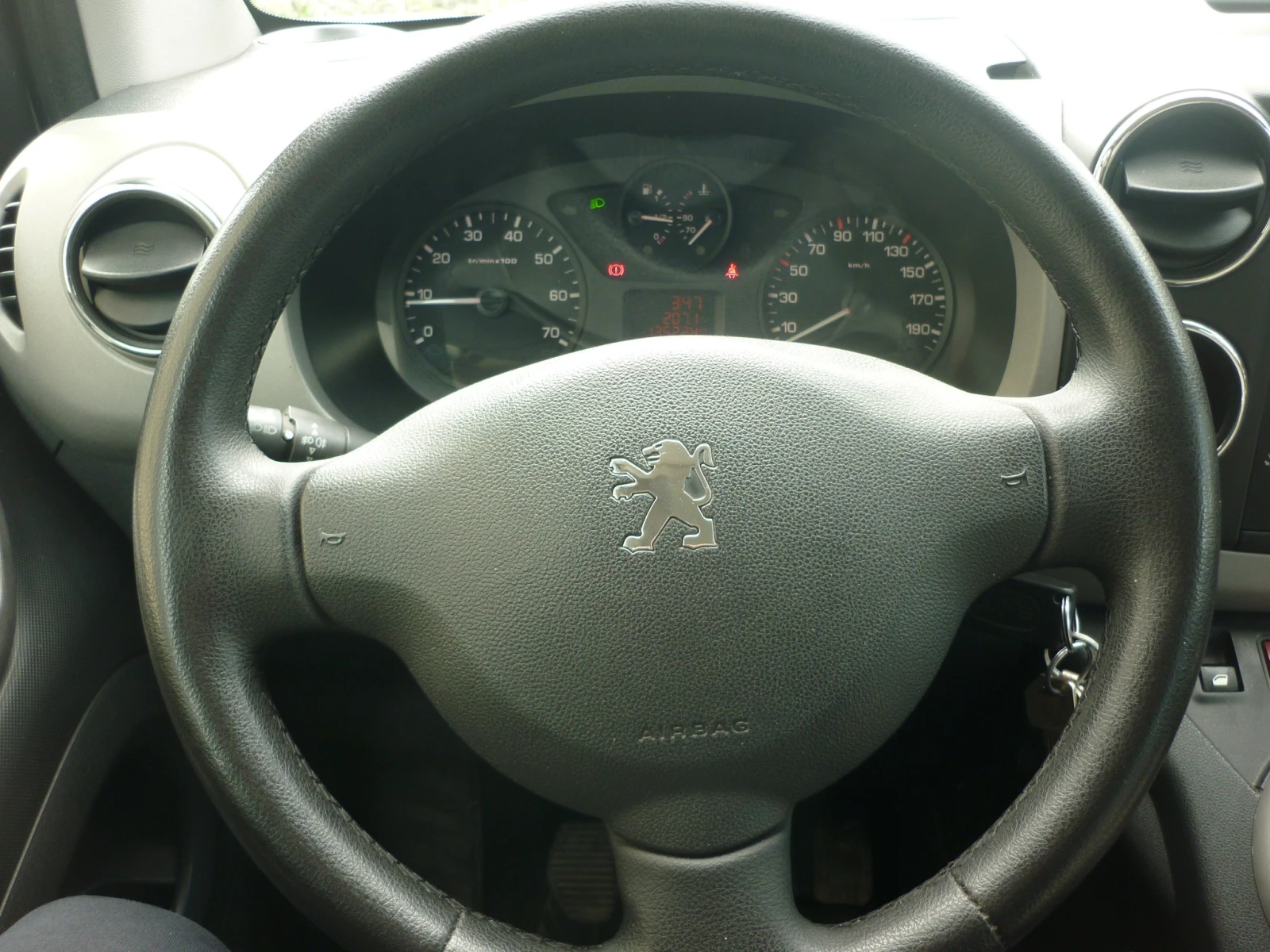 Peugeot Partner, снимка 6 - Автомобили и джипове - 53913025