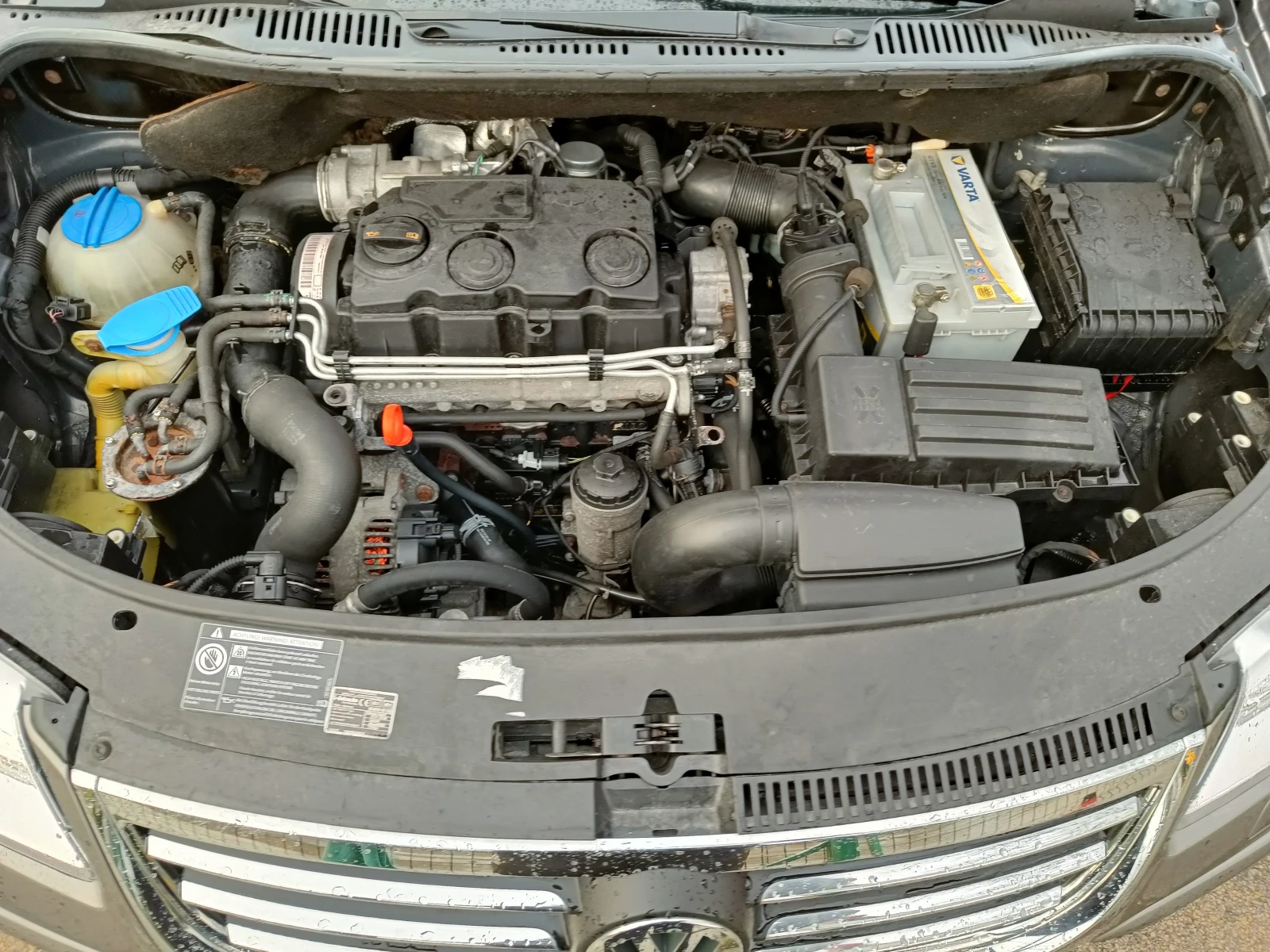 VW Touran 1.9 BARTER 105, снимка 15 - Автомобили и джипове - 54000763