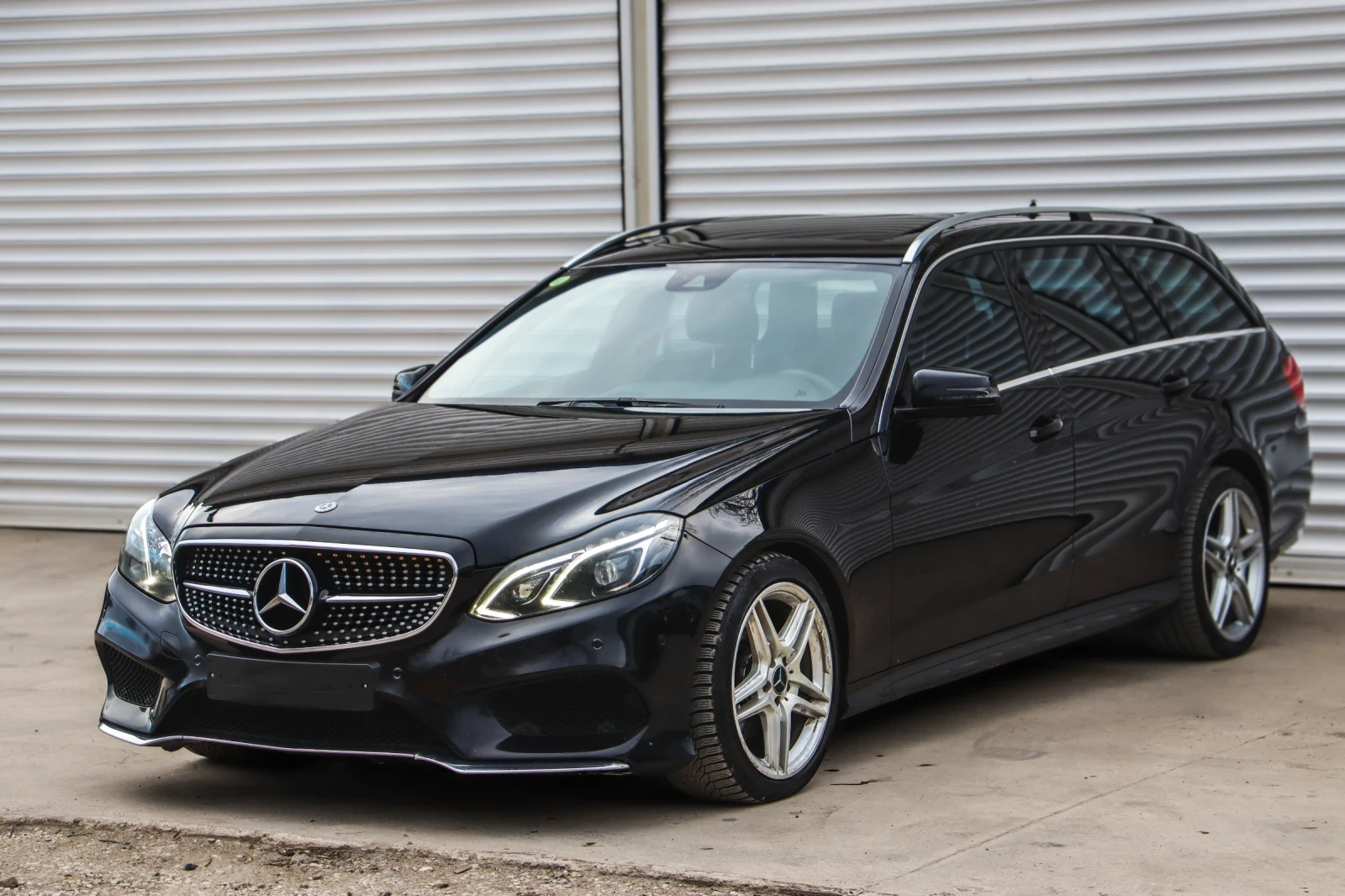 Mercedes-Benz E 300 d V6 AMG LED 9G