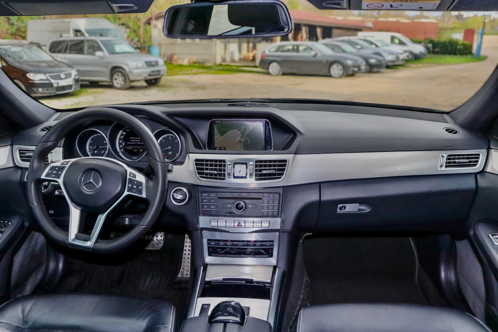 Mercedes-Benz E 300 d V6 AMG LED 9G, снимка 11 - Автомобили и джипове - 54158480