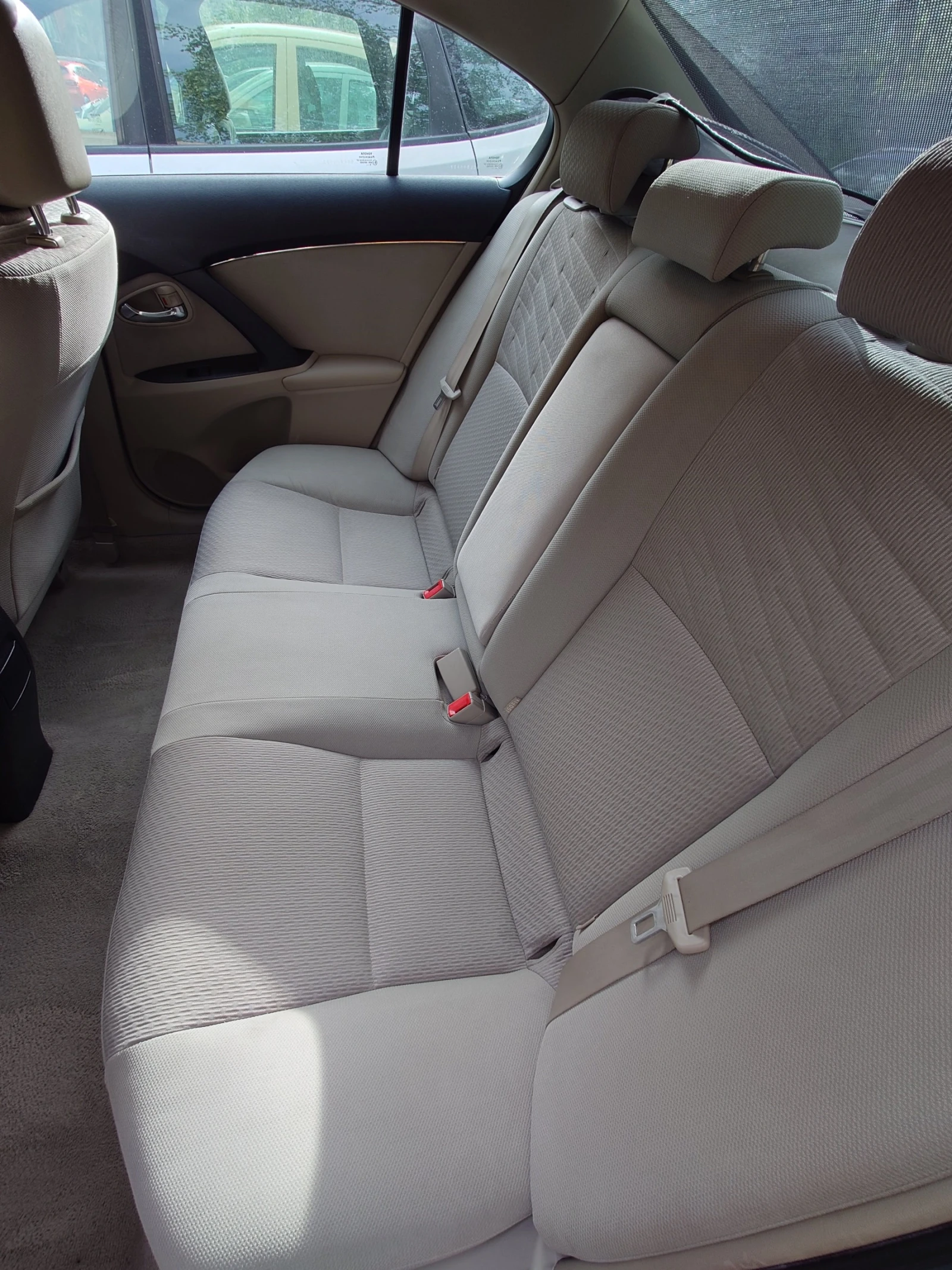 Toyota Avensis, снимка 5 - Автомобили и джипове - 54430513