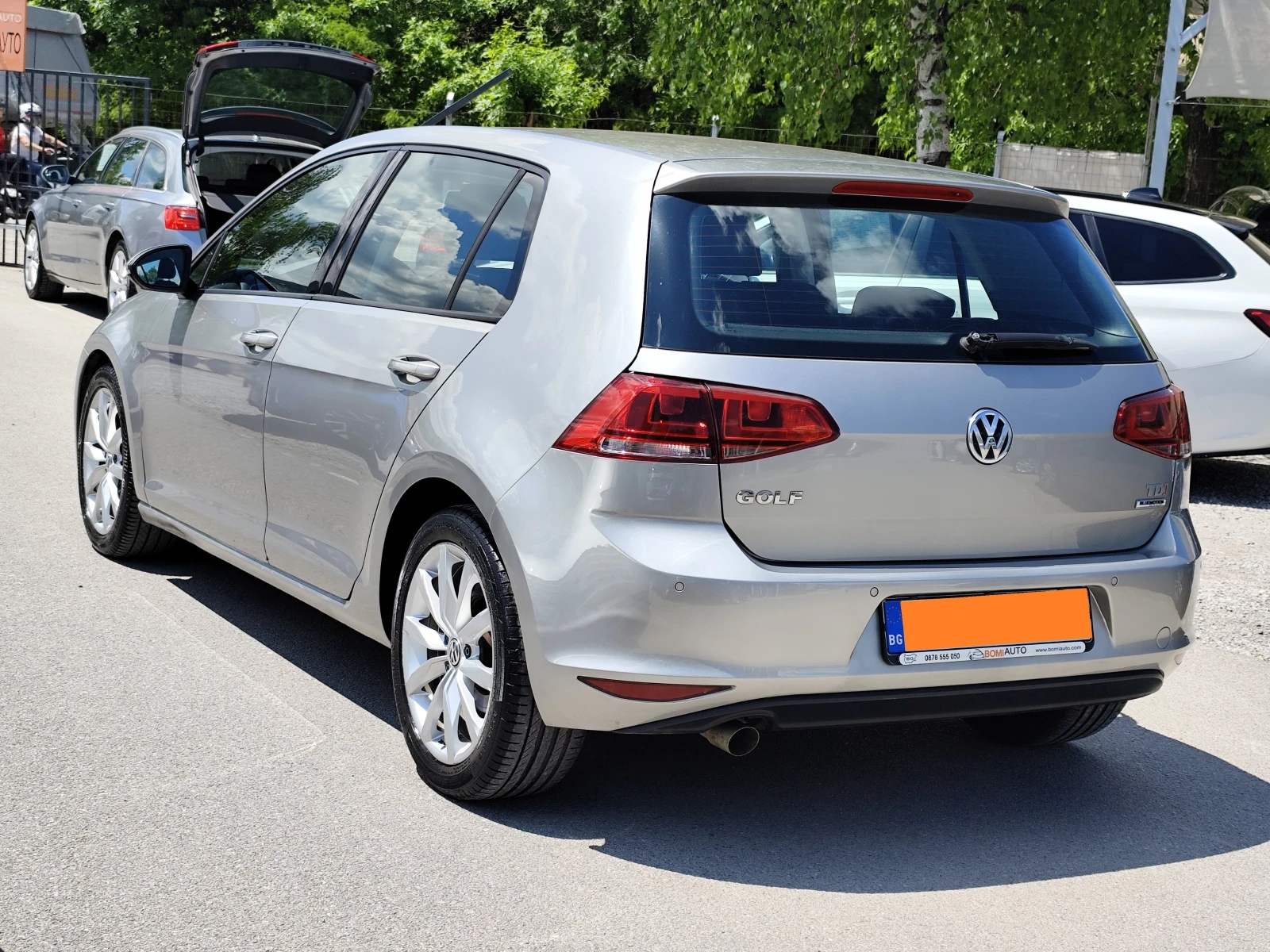 VW Golf 1.6TDi* EURO6B* ABTOMATИК* , снимка 6 - Автомобили и джипове - 54629615