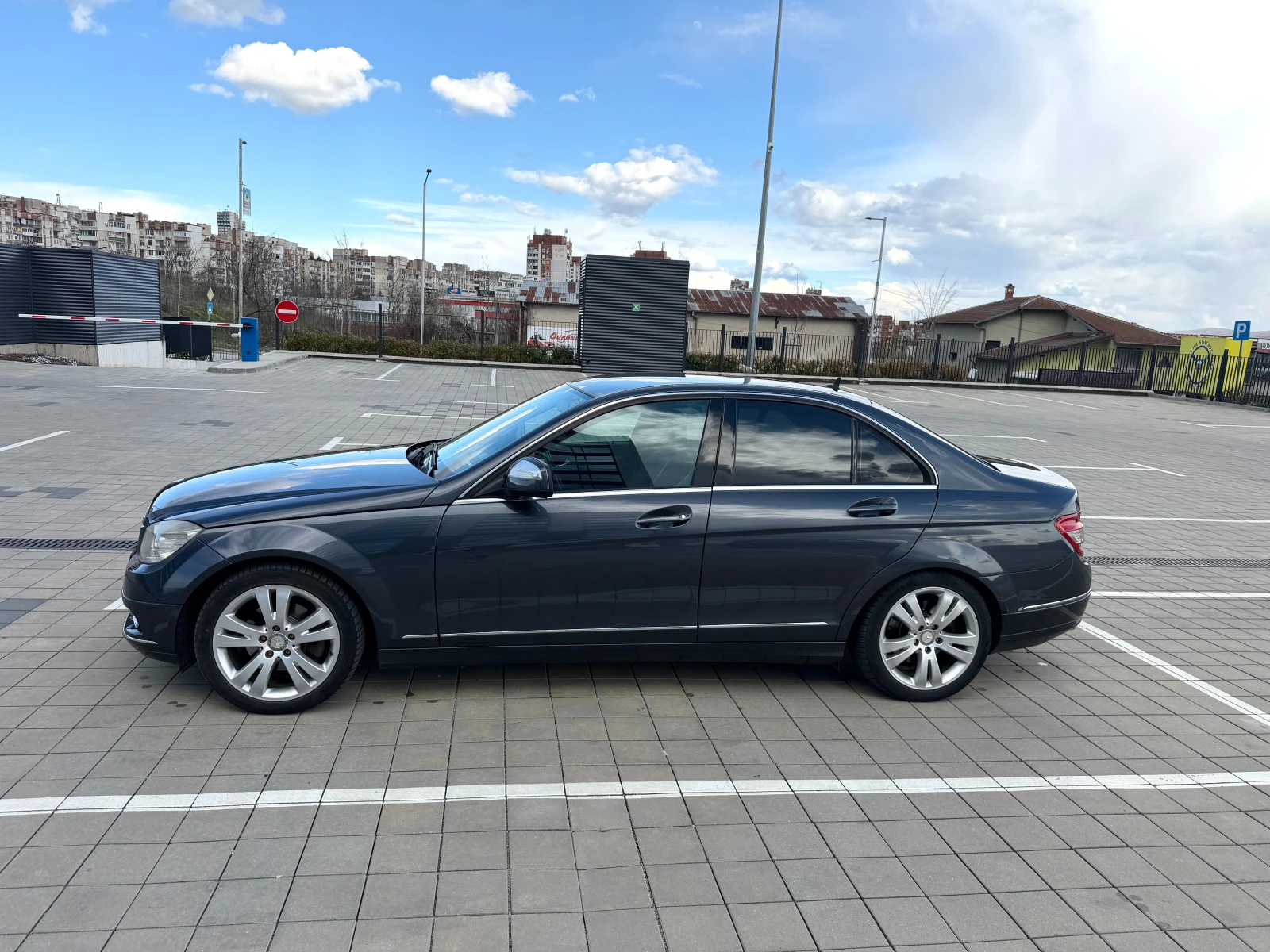 Mercedes-Benz C 280 4matic, снимка 5 - Автомобили и джипове - 54646671
