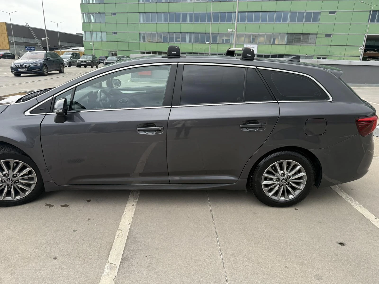 Toyota Avensis, снимка 3 - Автомобили и джипове - 54759058