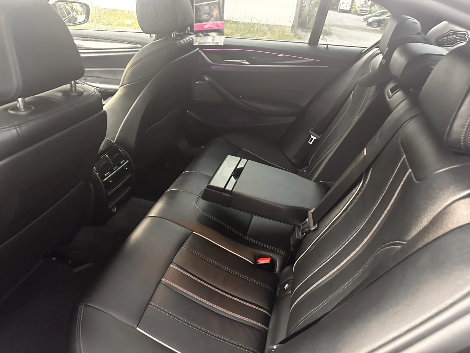 BMW 540 M-Sport xDrive, снимка 15 - Автомобили и джипове - 55123662