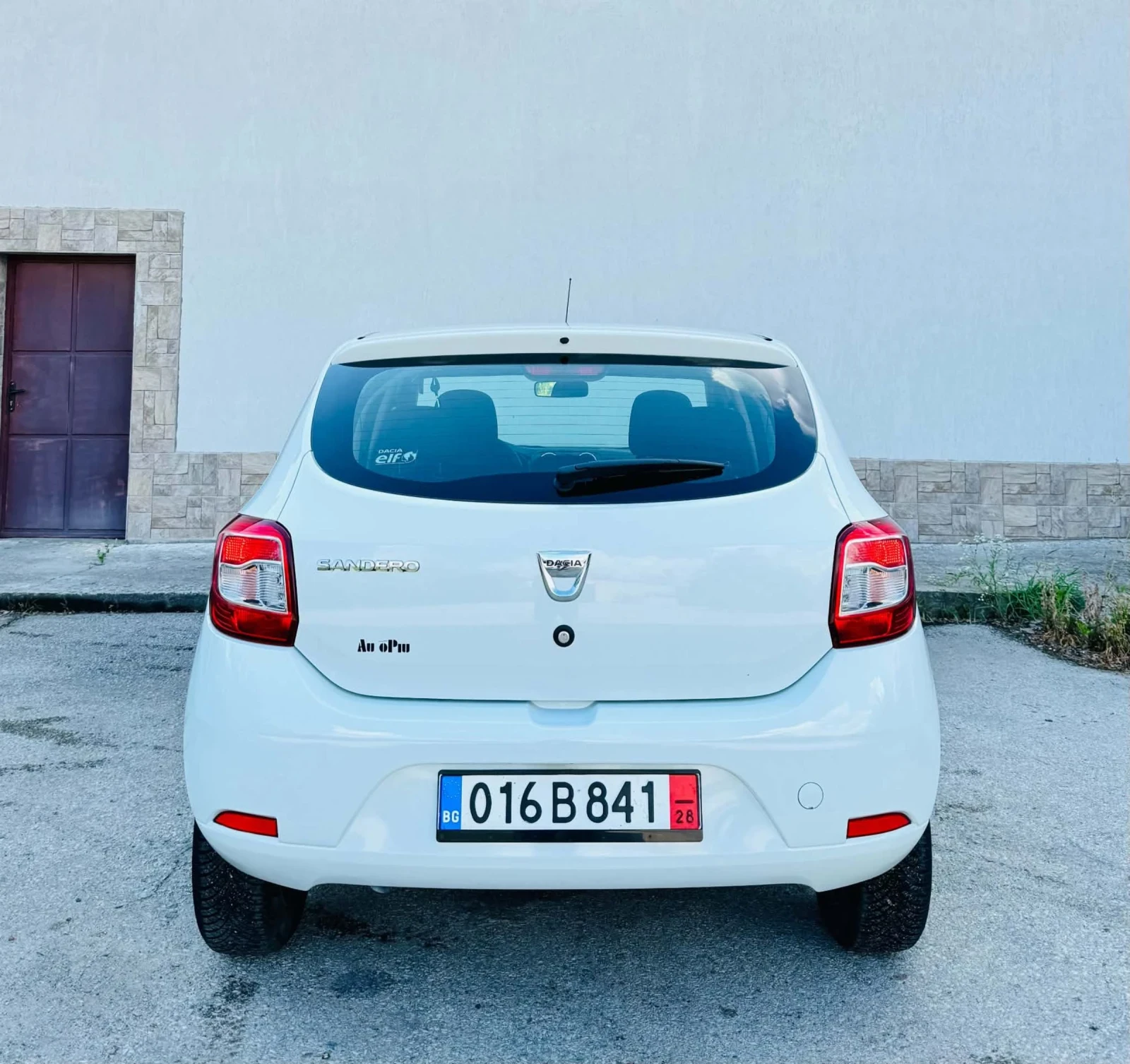 Dacia Sandero ГАЗ* МУЛТИМЕДИЯ , снимка 13 - Автомобили и джипове - 55148940