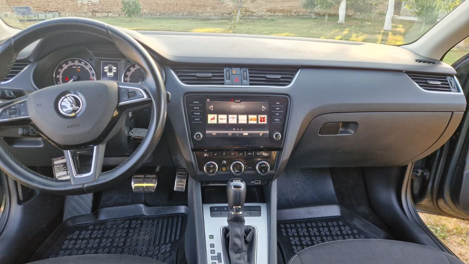 Skoda Octavia, снимка 15 - Автомобили и джипове - 55429558
