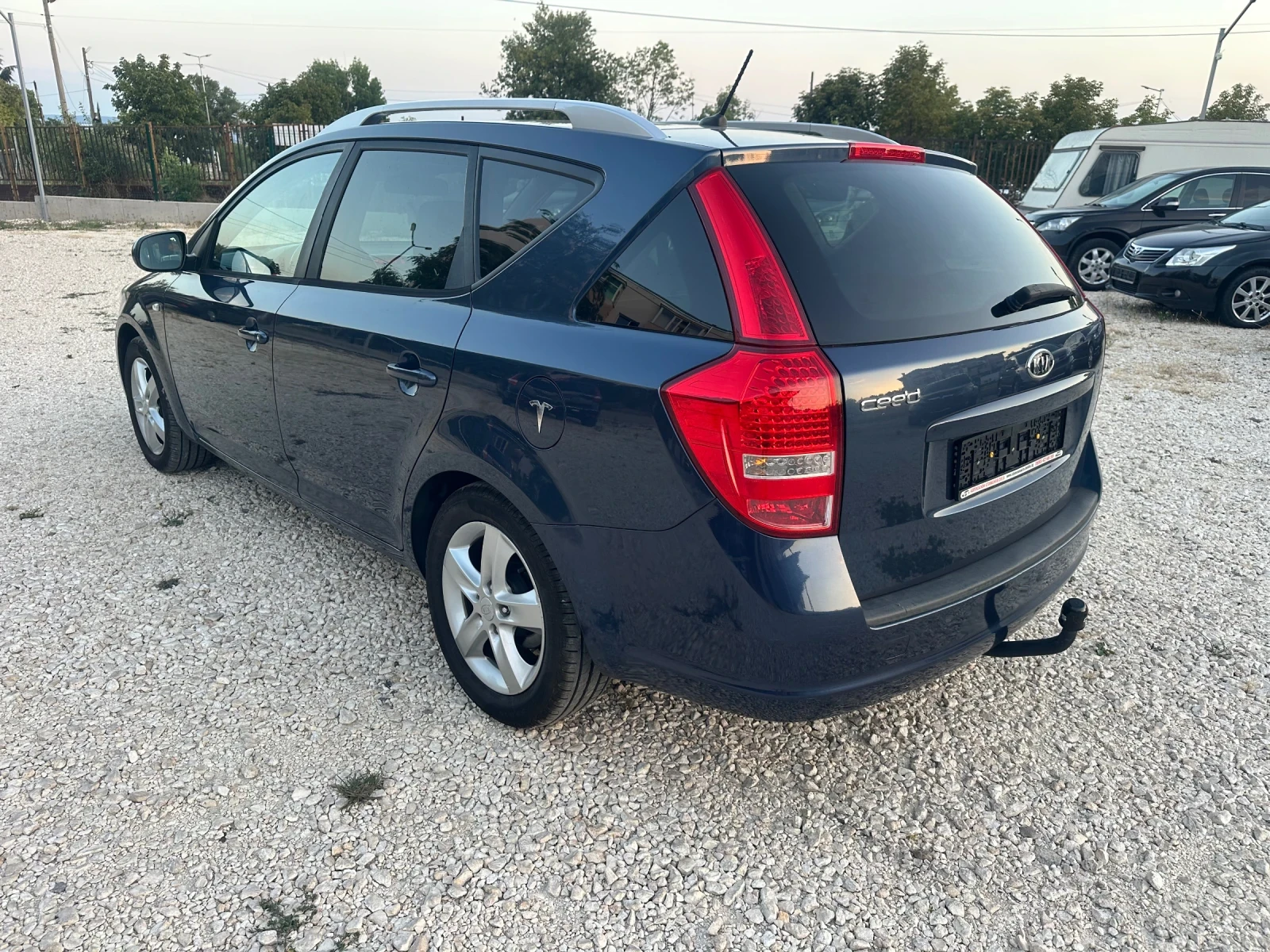 Kia Ceed 1.6-FACELIFT-126-NOVA, снимка 6 - Автомобили и джипове - 55646591