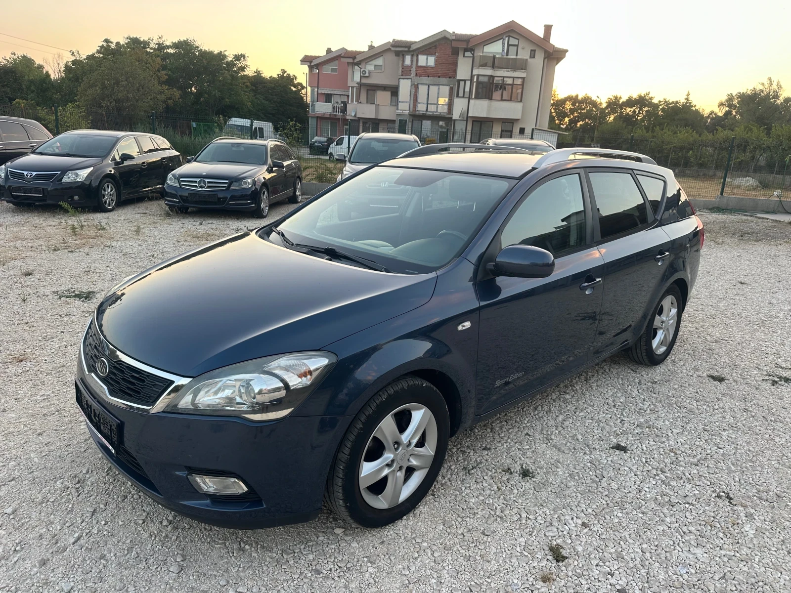 Kia Ceed 1.6-FACELIFT-126-NOVA, снимка 4 - Автомобили и джипове - 55646591