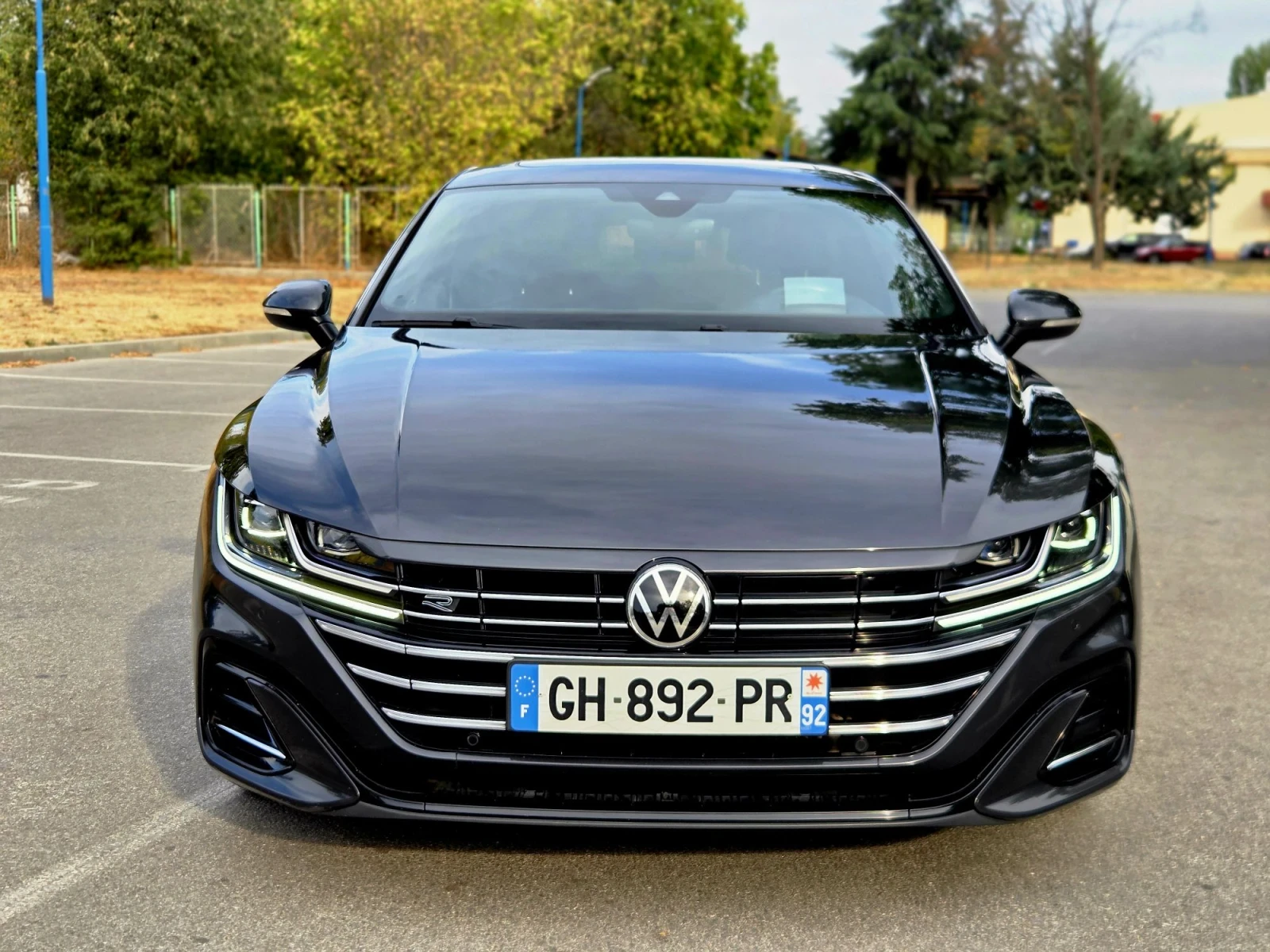VW Arteon R-line, снимка 3 - Автомобили и джипове - 55931172