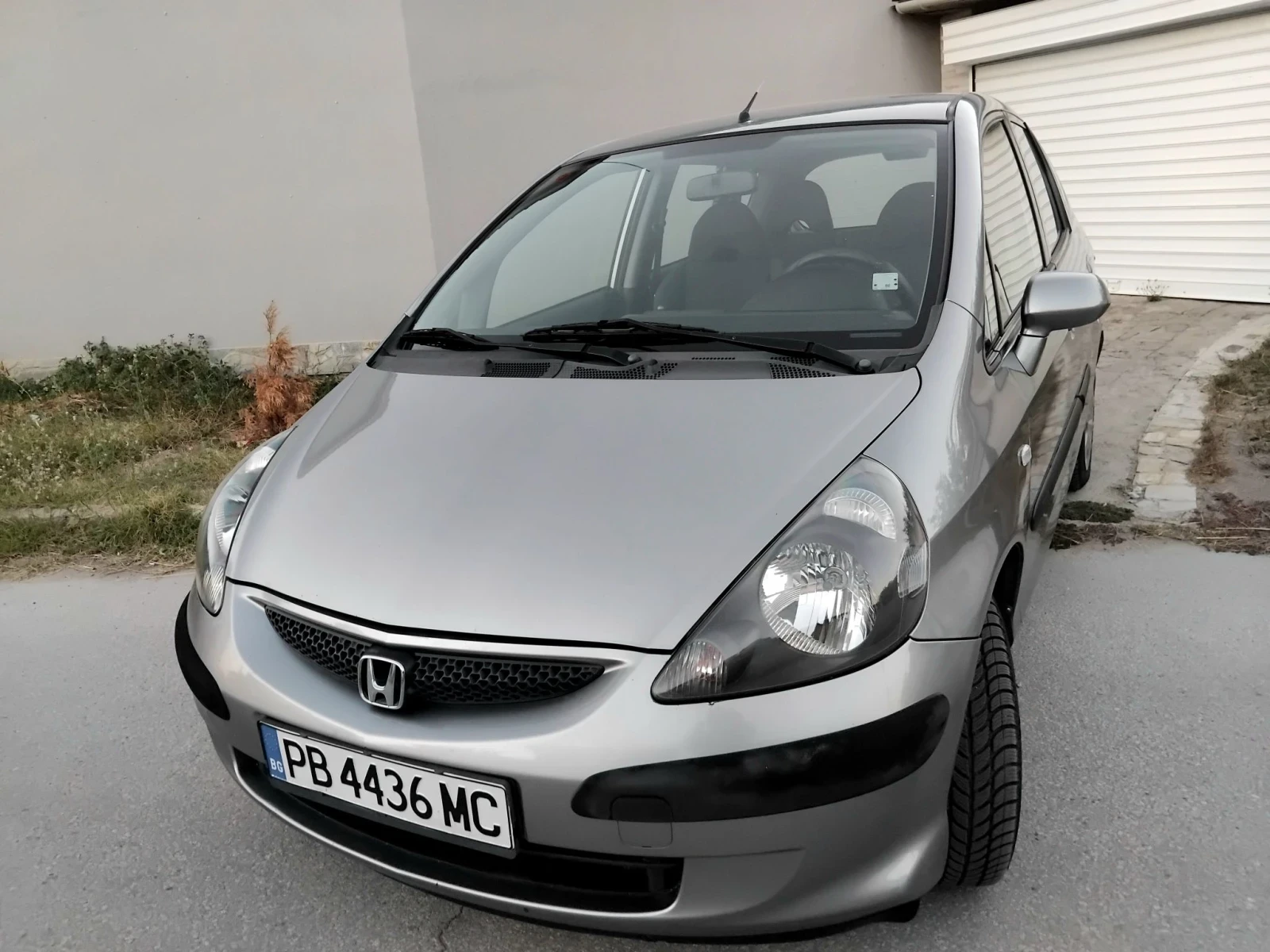 Honda Jazz 1.4i.80k + КЛИМА. БЕНЗИН , снимка 2 - Автомобили и джипове - 56043570