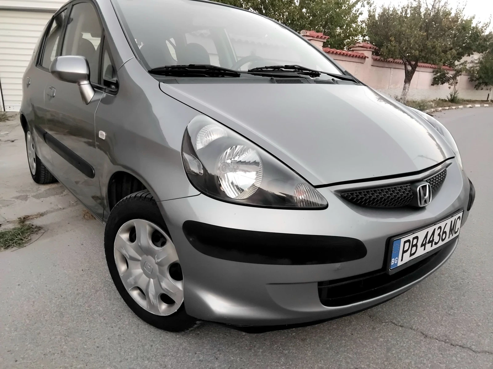 Honda Jazz 1.4i.80k + КЛИМА. БЕНЗИН , снимка 4 - Автомобили и джипове - 56043570