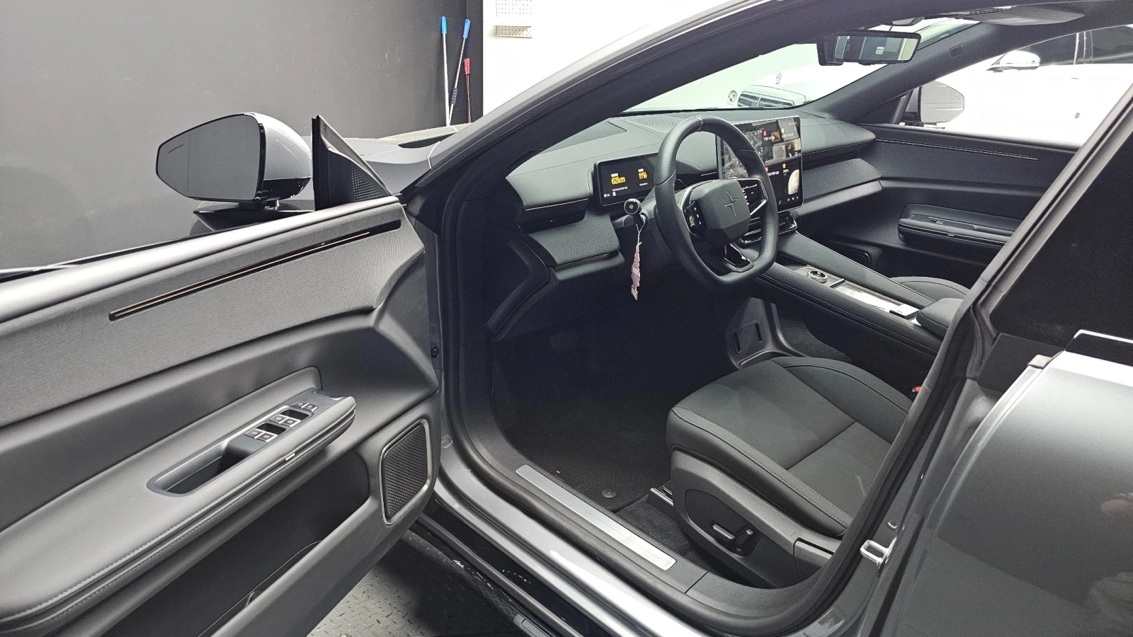 Polestar Polestar Electric Polestar 4 Long Range Single Motor, снимка 8 - Автомобили и джипове - 56081921