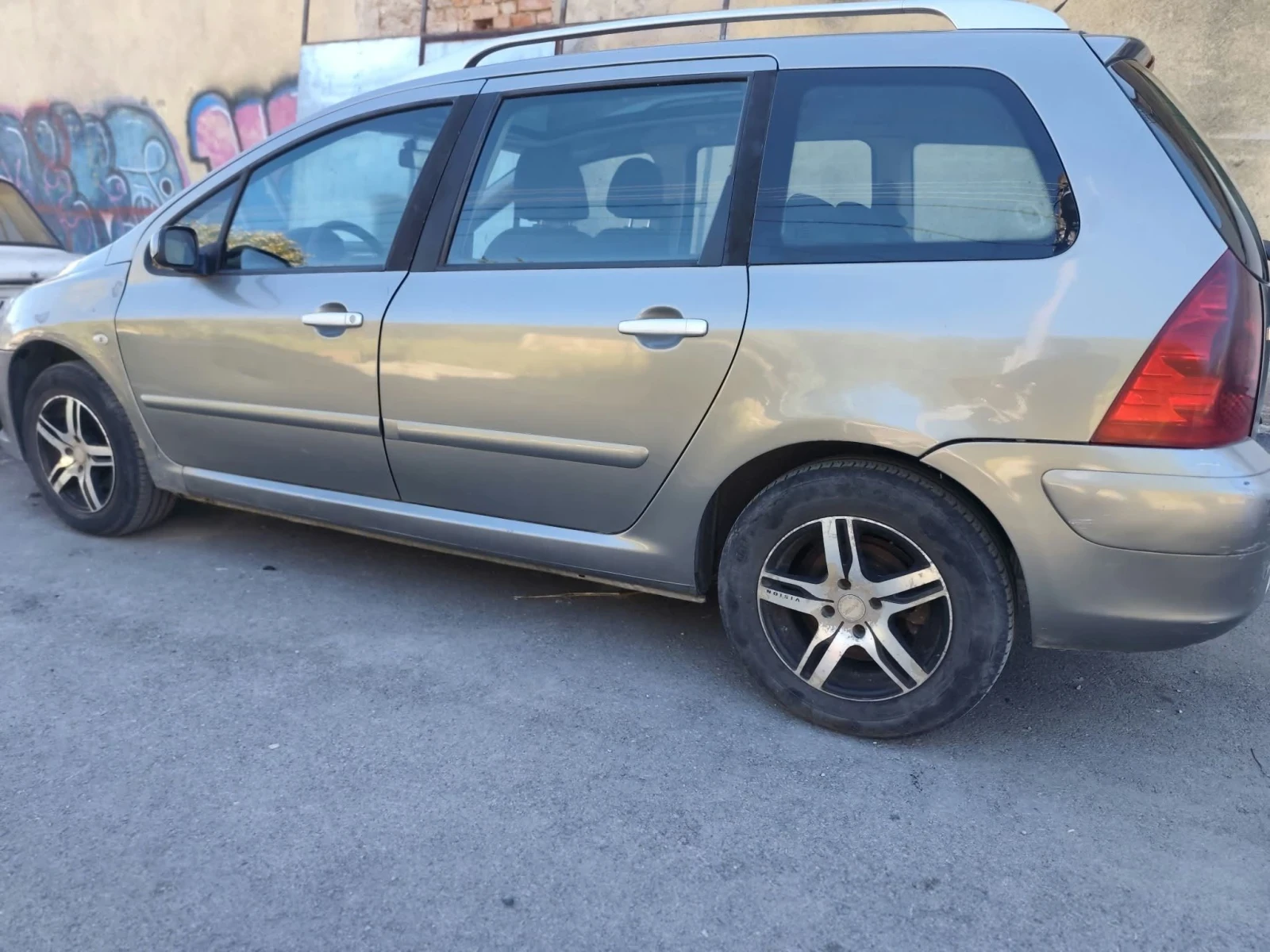 Peugeot 307 1.6 HDI 90кс, снимка 3 - Автомобили и джипове - 56337700