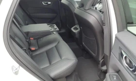 Volvo XC60 B4, снимка 8