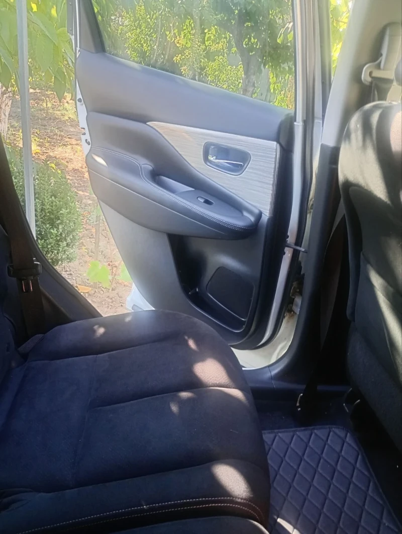 Nissan Murano SV, снимка 15 - Автомобили и джипове - 52520562
