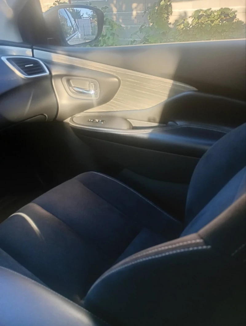 Nissan Murano SV, снимка 16 - Автомобили и джипове - 52520562