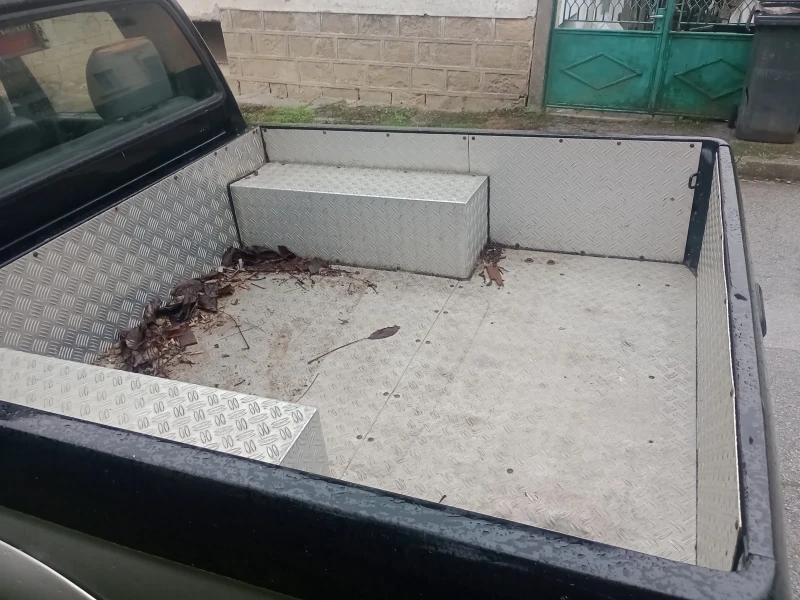 Mitsubishi L200 2.5TDi 99hp , снимка 7 - Автомобили и джипове - 52583536