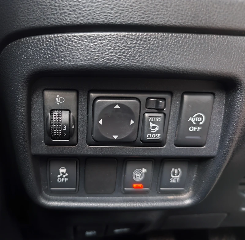 Nissan Juke FACE LIFT FULL FULL ЕКСТРИ, снимка 15 - Автомобили и джипове - 53528836