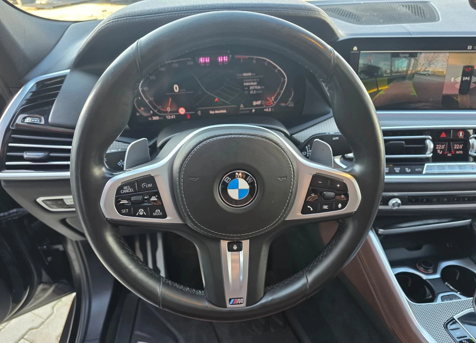 BMW X6 4.0i xDrive M-Pack - изображение 10