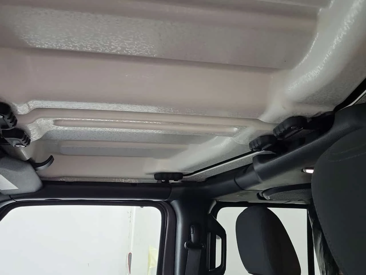 Jeep Wrangler UNLIMITED RUBICON  CARFAX | Mobile.bg � ����������� 14