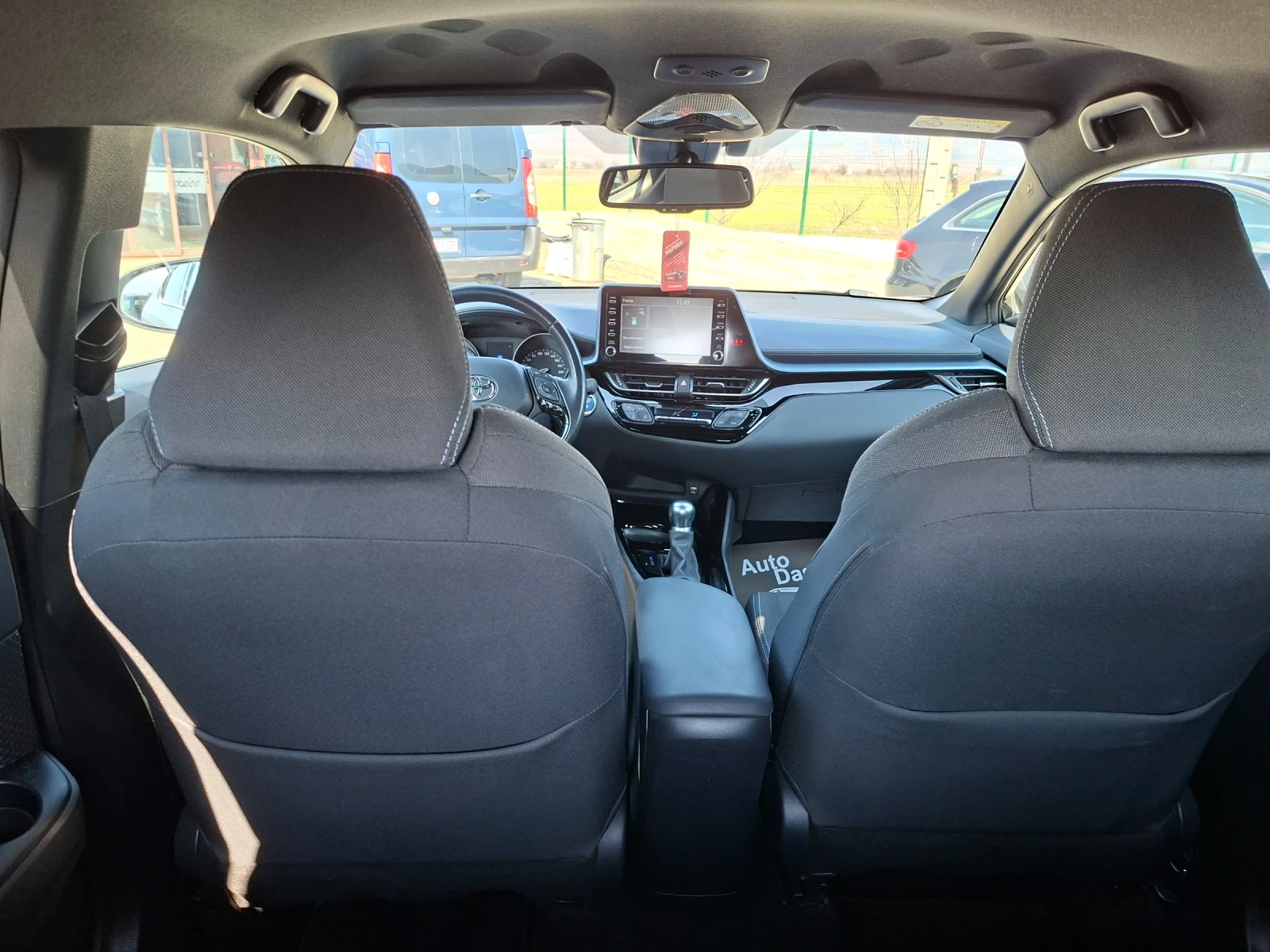 Toyota C-HR Toyota C-HR 2.0HYBRID, FACELIFT, NAVI+ CAMERA, KEY, снимка 12 - Автомобили и джипове - 53801723