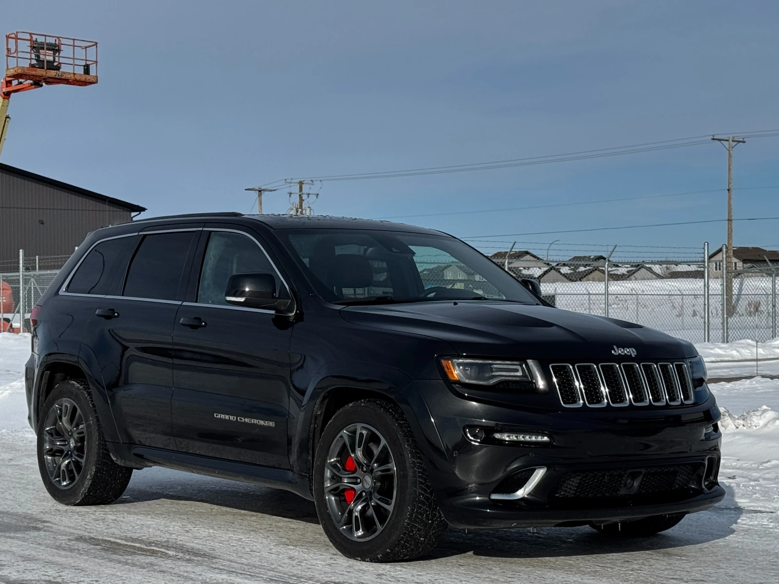 Jeep Grand cherokee SRT * * CARFAX * * АВТО КРЕДИТ * * , снимка 3 - Автомобили и джипове - 53990229