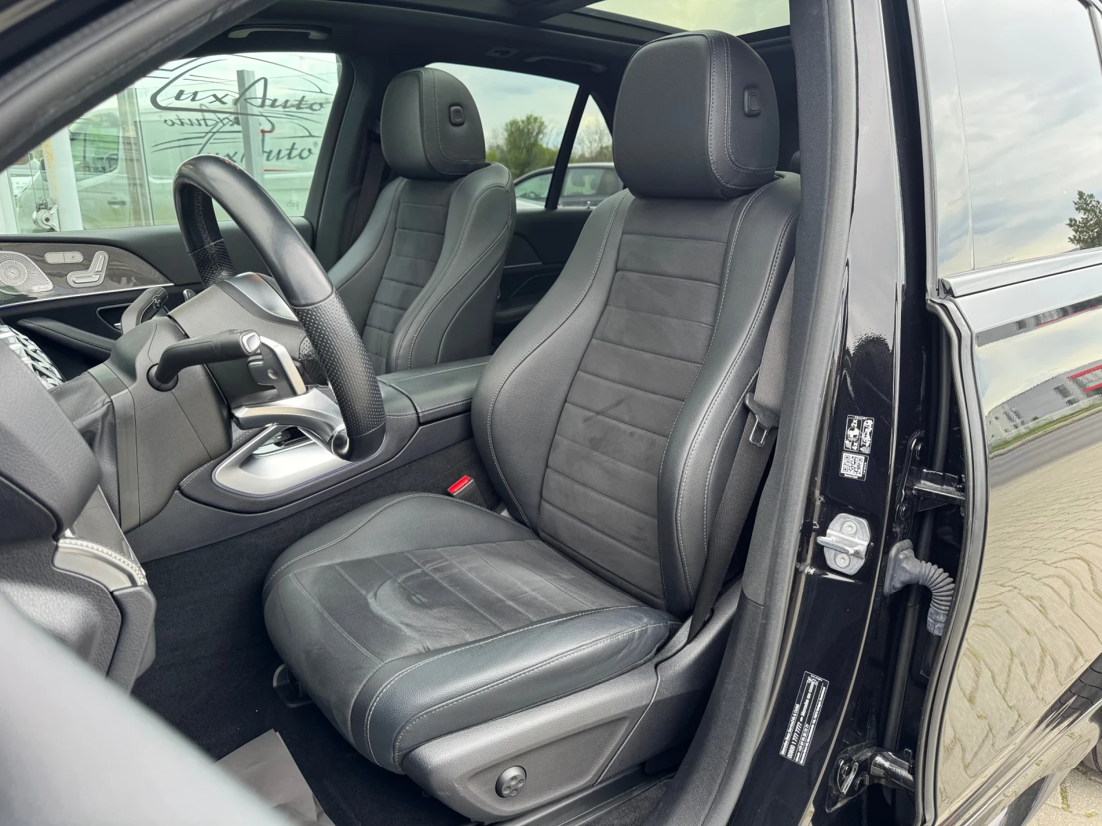 Mercedes-Benz GLE 450 AMG 4MATIC#7-МЕСТА#PANORAMA#AIRMATIC#CARBON#ALCANTARA, снимка 9 - Автомобили и джипове - 54153527