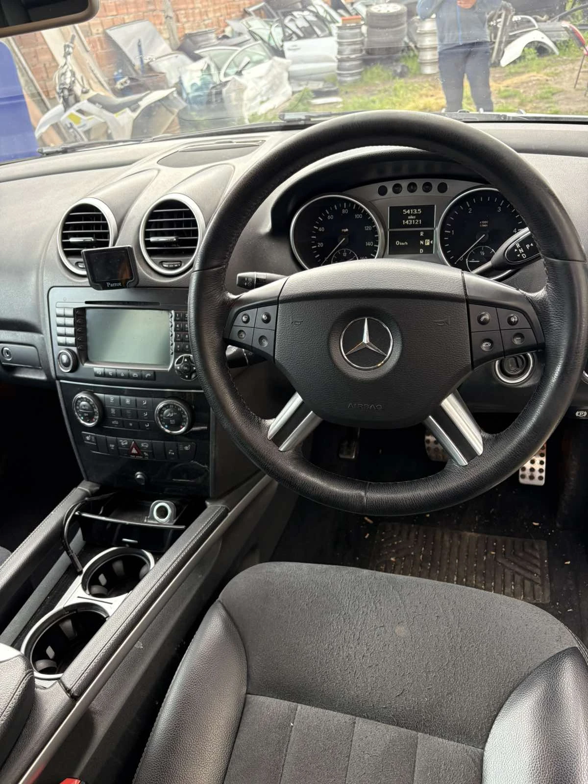 Mercedes-Benz ML 320 W164, снимка 8 - Автомобили и джипове - 54547571