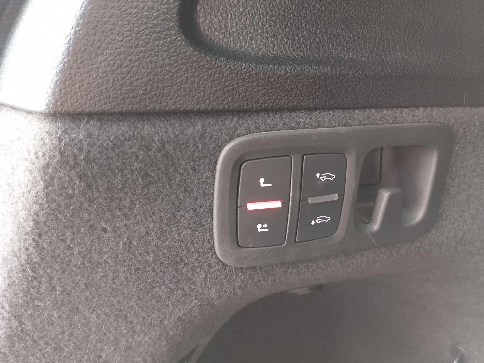 Audi SQ7, снимка 12 - Автомобили и джипове - 55322983