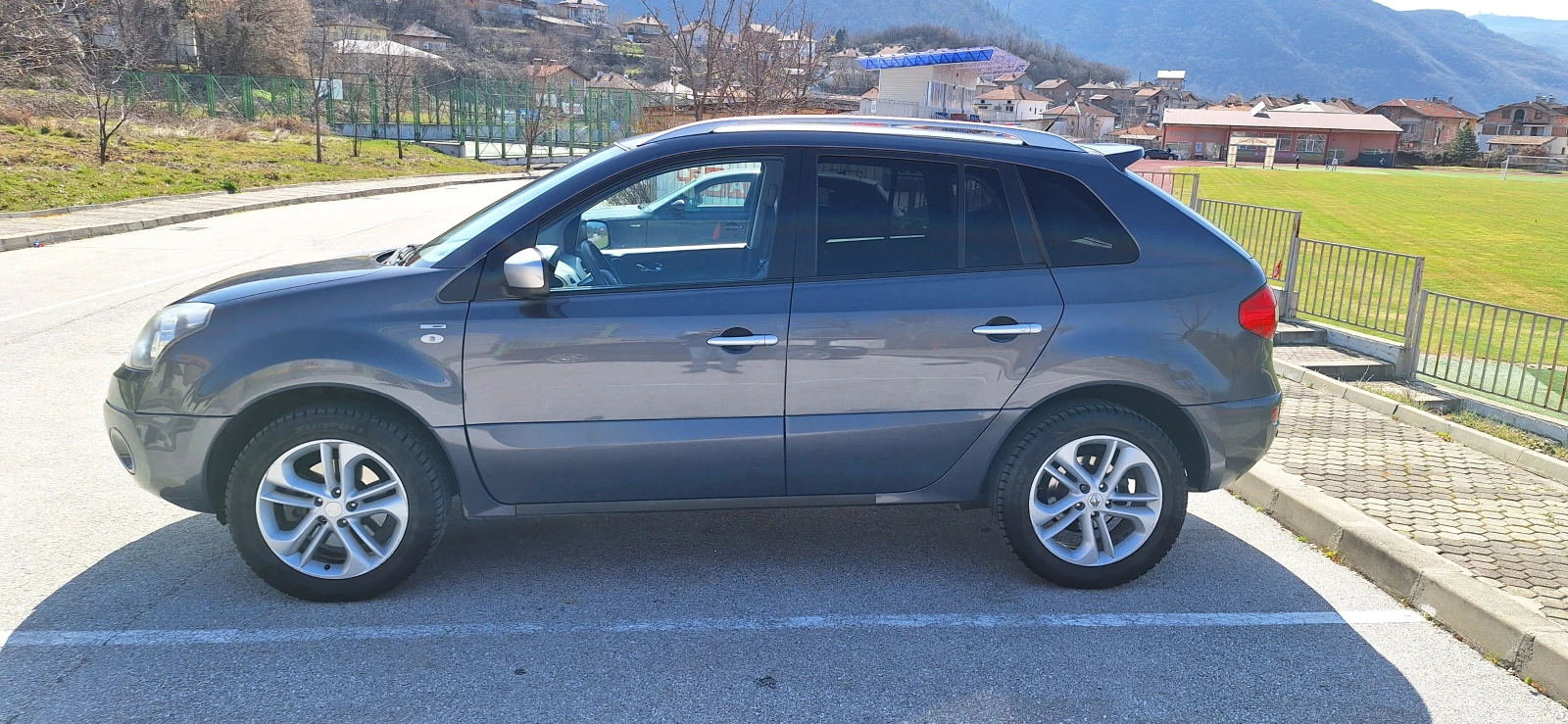 Renault Koleos  2.0DCI* 4х4* BOSE* , снимка 4 - Автомобили и джипове - 55750640