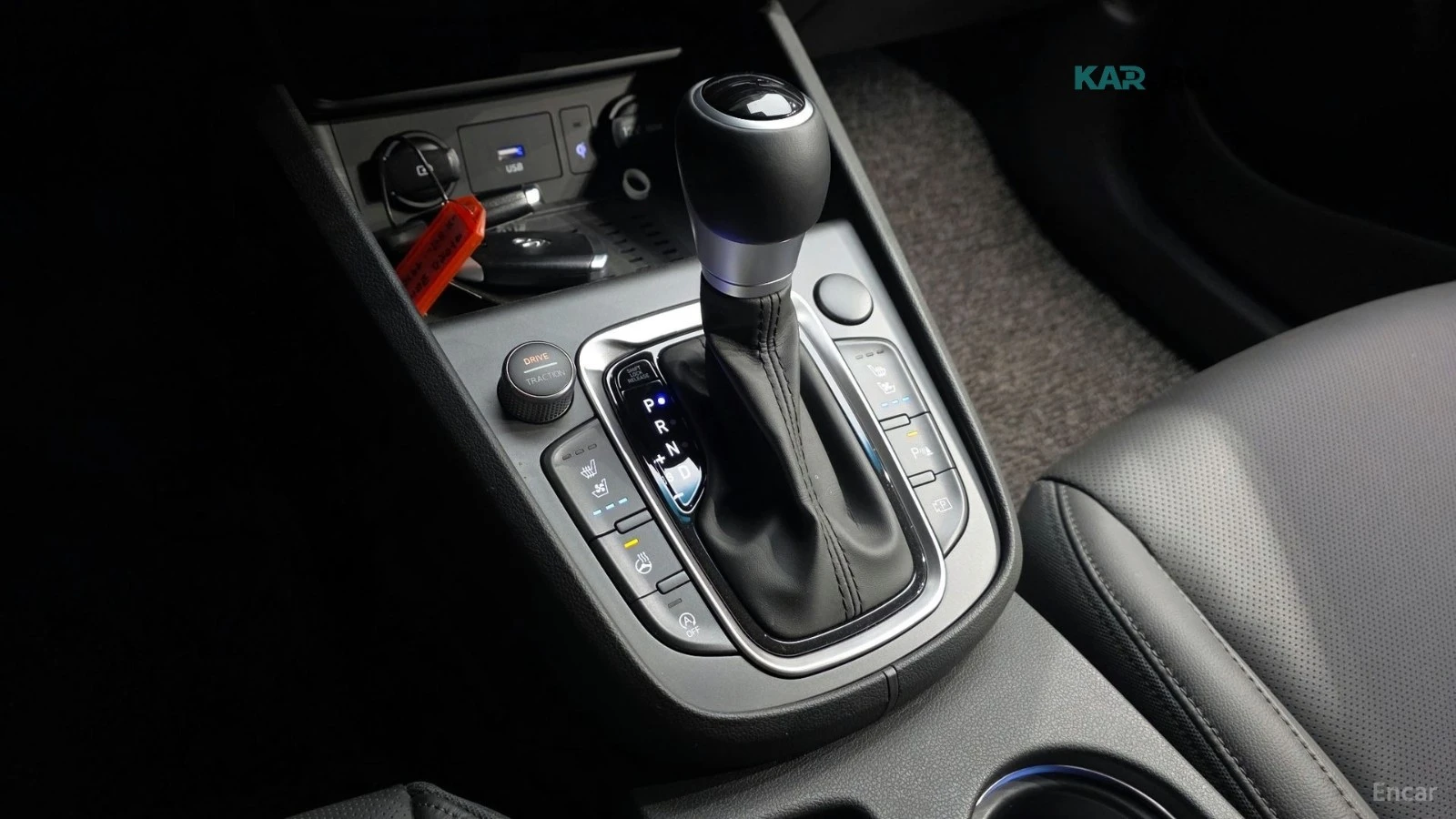 Hyundai Kona 1.6 TURBO* INSCRIPTION* ОБДУХВ* PANO* CAMERA*  , снимка 9 - Автомобили и джипове - 55939527