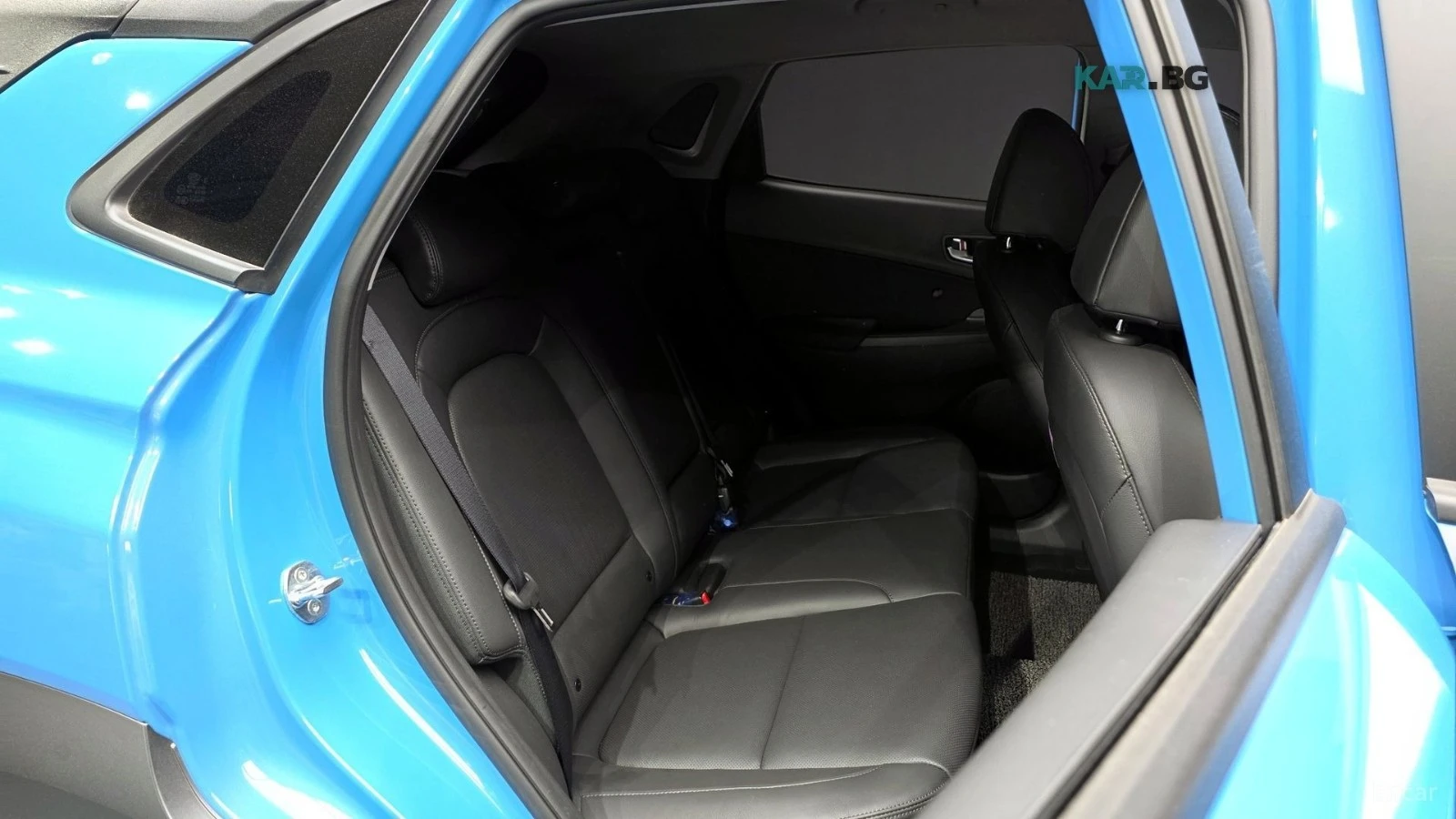 Hyundai Kona 1.6 TURBO* INSCRIPTION* ОБДУХВ* PANO* CAMERA*  , снимка 11 - Автомобили и джипове - 55939527