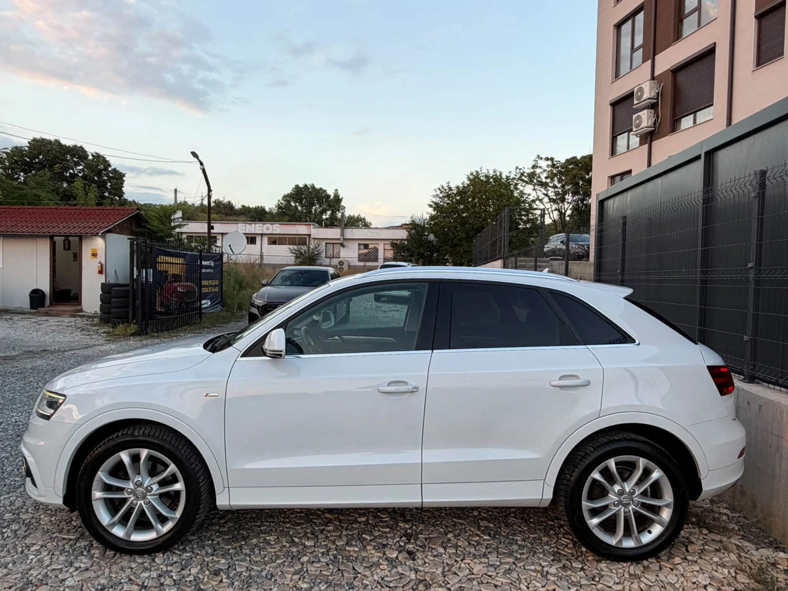 Audi Q3 S-Line/2.0TDI/177/Quattro/S-Tronic, снимка 5 - Автомобили и джипове - 56150042