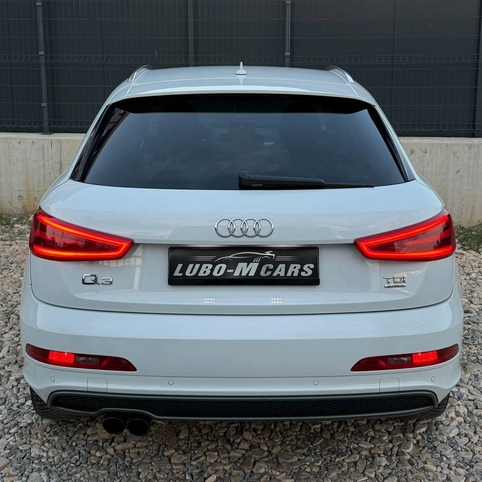 Audi Q3 S-Line/2.0TDI/177/Quattro/S-Tronic, снимка 9 - Автомобили и джипове - 56150042