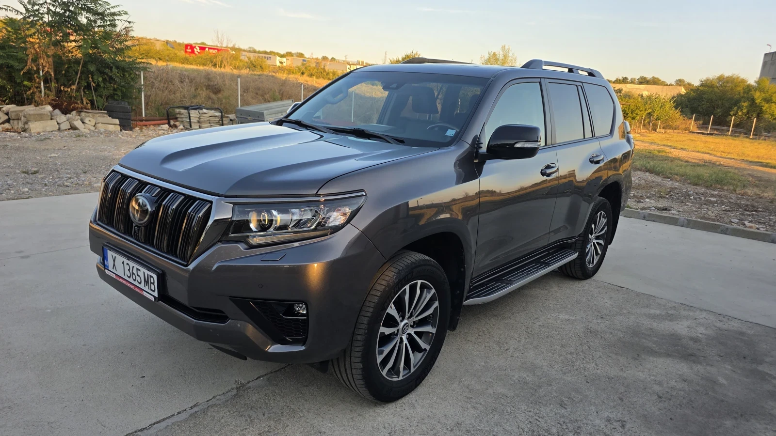 Toyota Land cruiser Black Edition