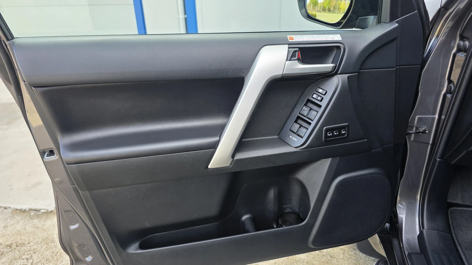 Toyota Land cruiser Black Edition, снимка 13 - Автомобили и джипове - 56205339