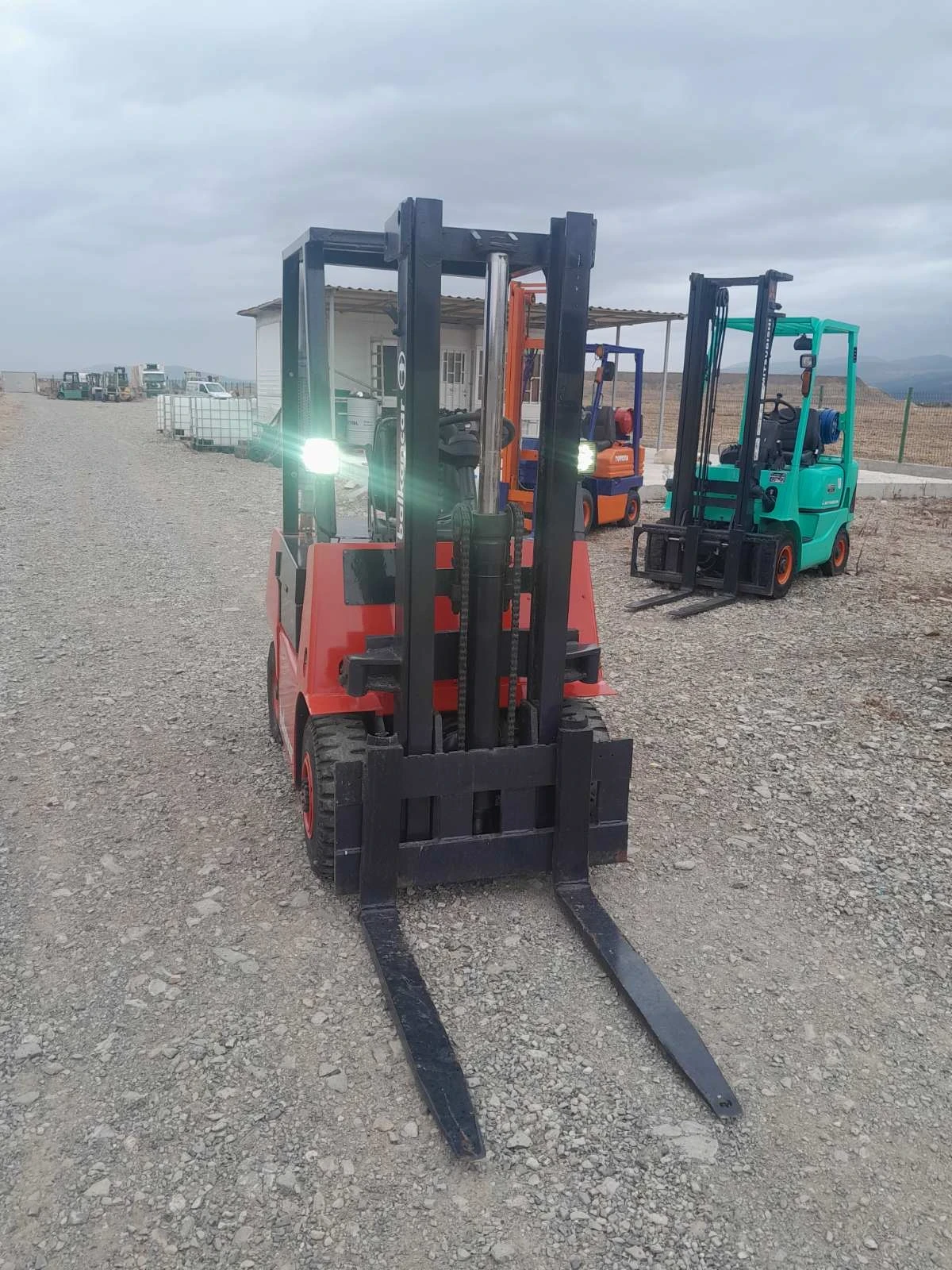  BT  3 | Mobile.bg   6