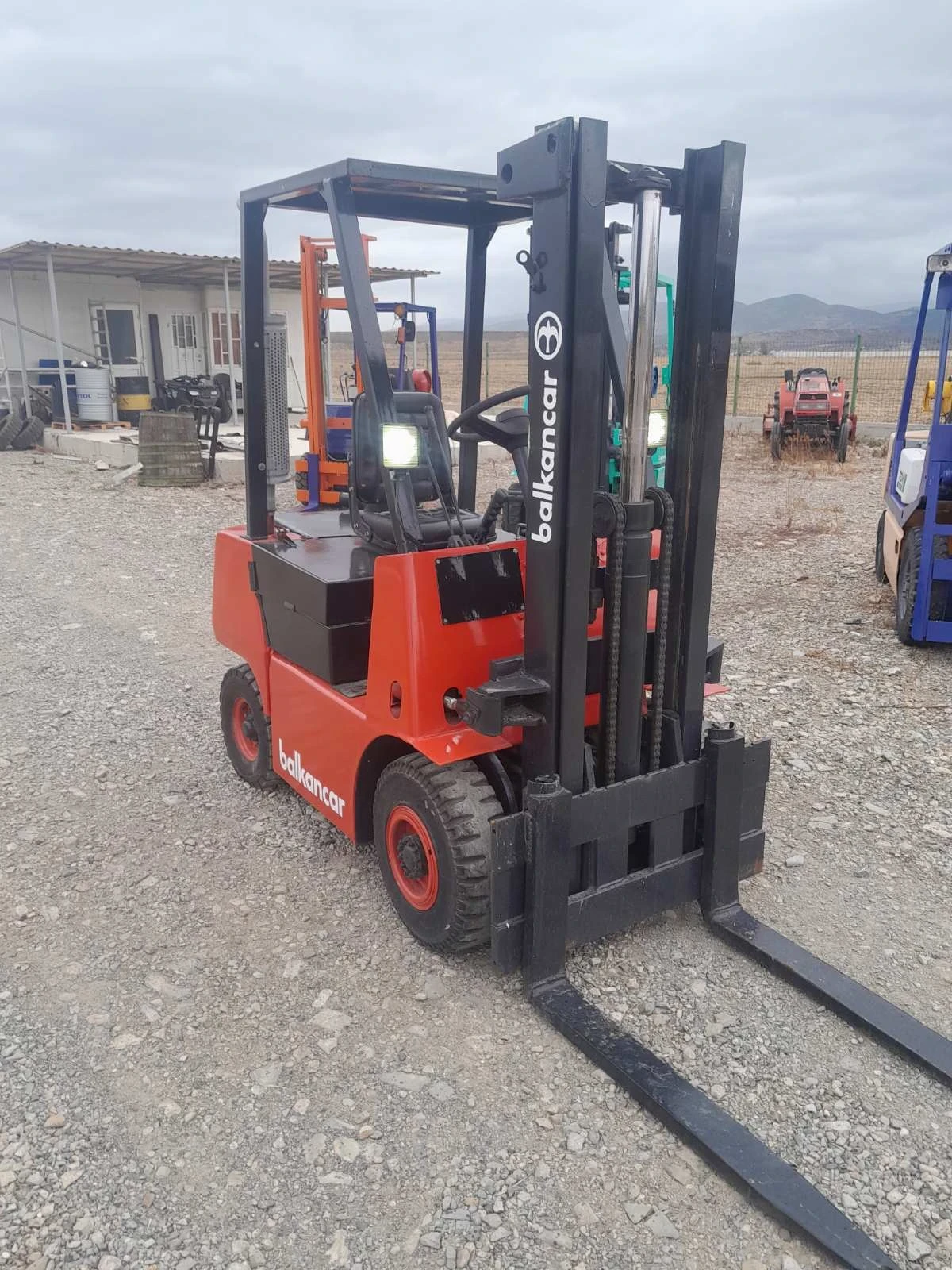  BT  3 | Mobile.bg   7