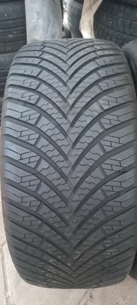 Гуми Всесезонни 245/45R17, снимка 9 - Гуми и джанти - 47366404