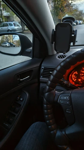 Toyota Avensis, снимка 8